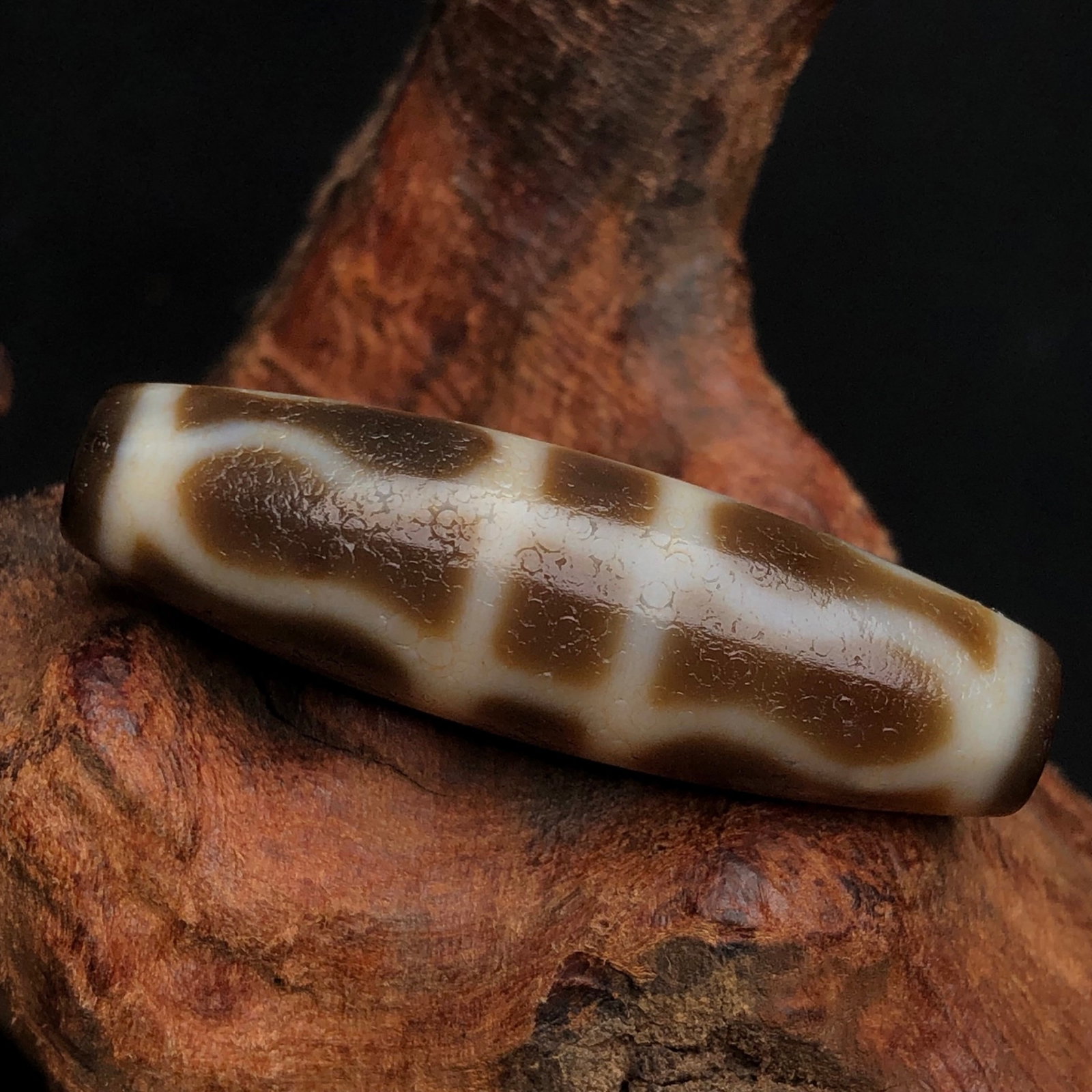 An Exquisite Dzi Bead Pendant - 6