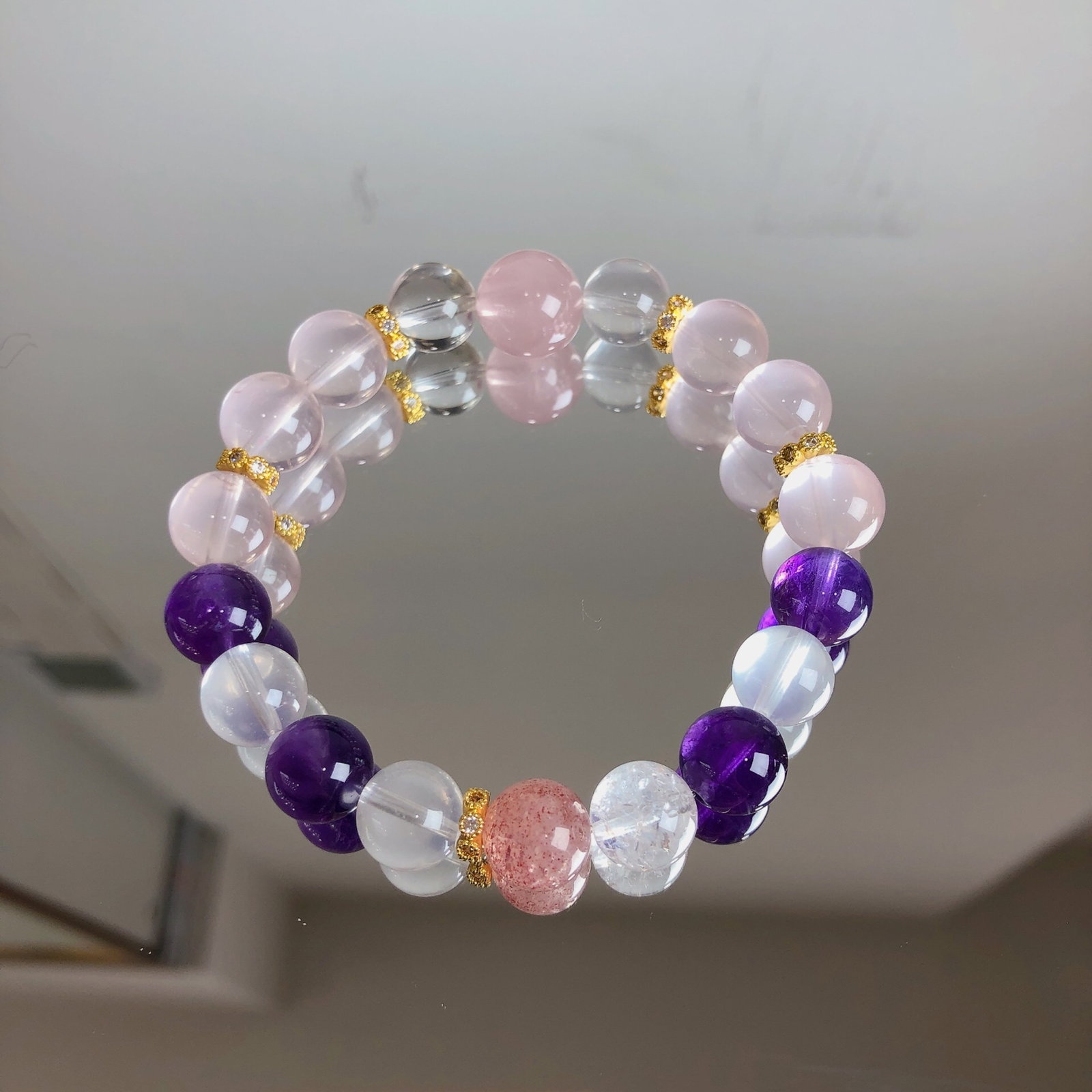 An Exquisite Crystal Bracelet - 2