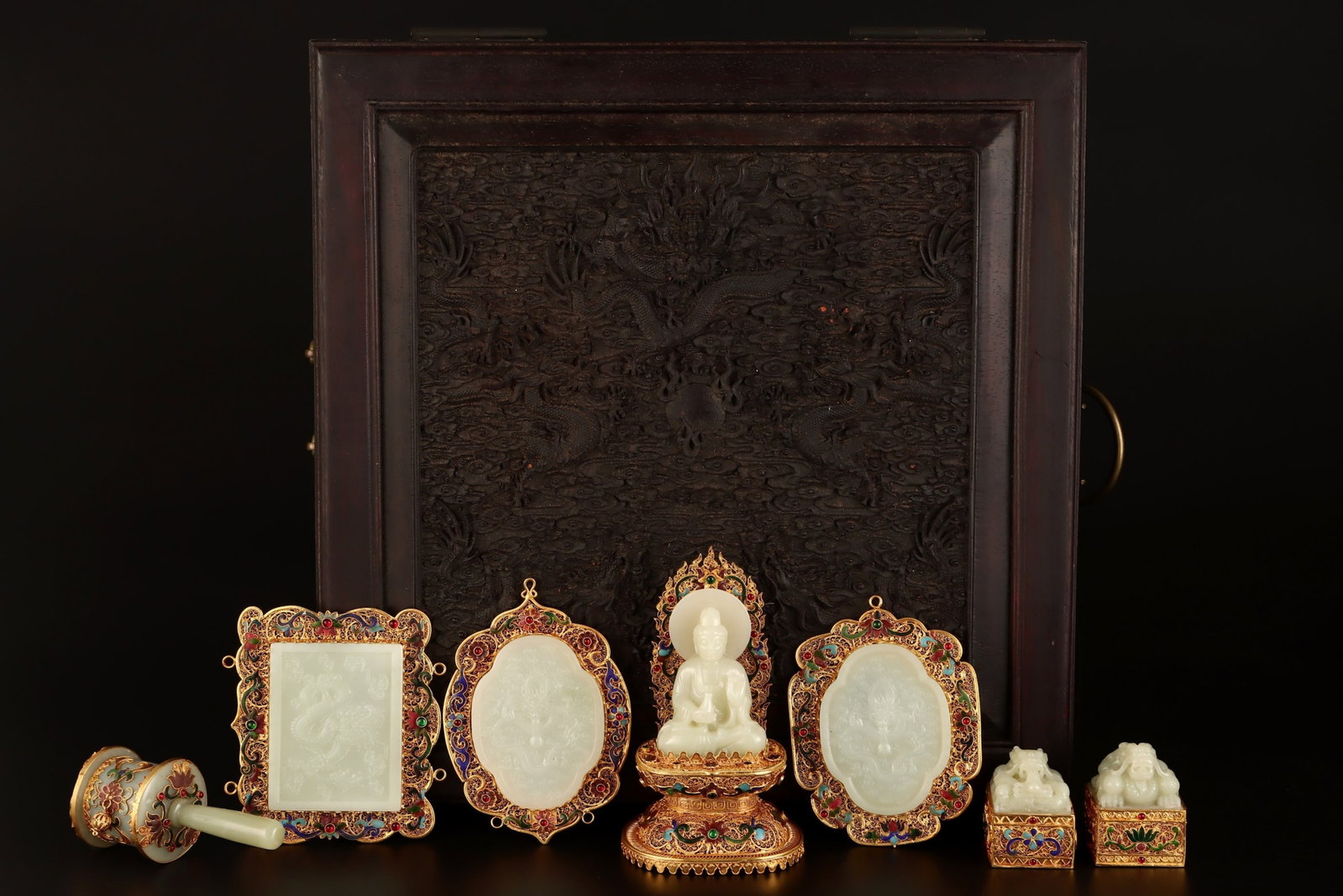 A Set of Fine Filigree and Gilding Inlaid White Jade Buddha Statue Ornaments,with poem: A Set of Fine Filigree and Gilding Inlaid White Jade Buddha Statue Ornaments,with poem,Qing Dynasty,China,Qianlong Four-character