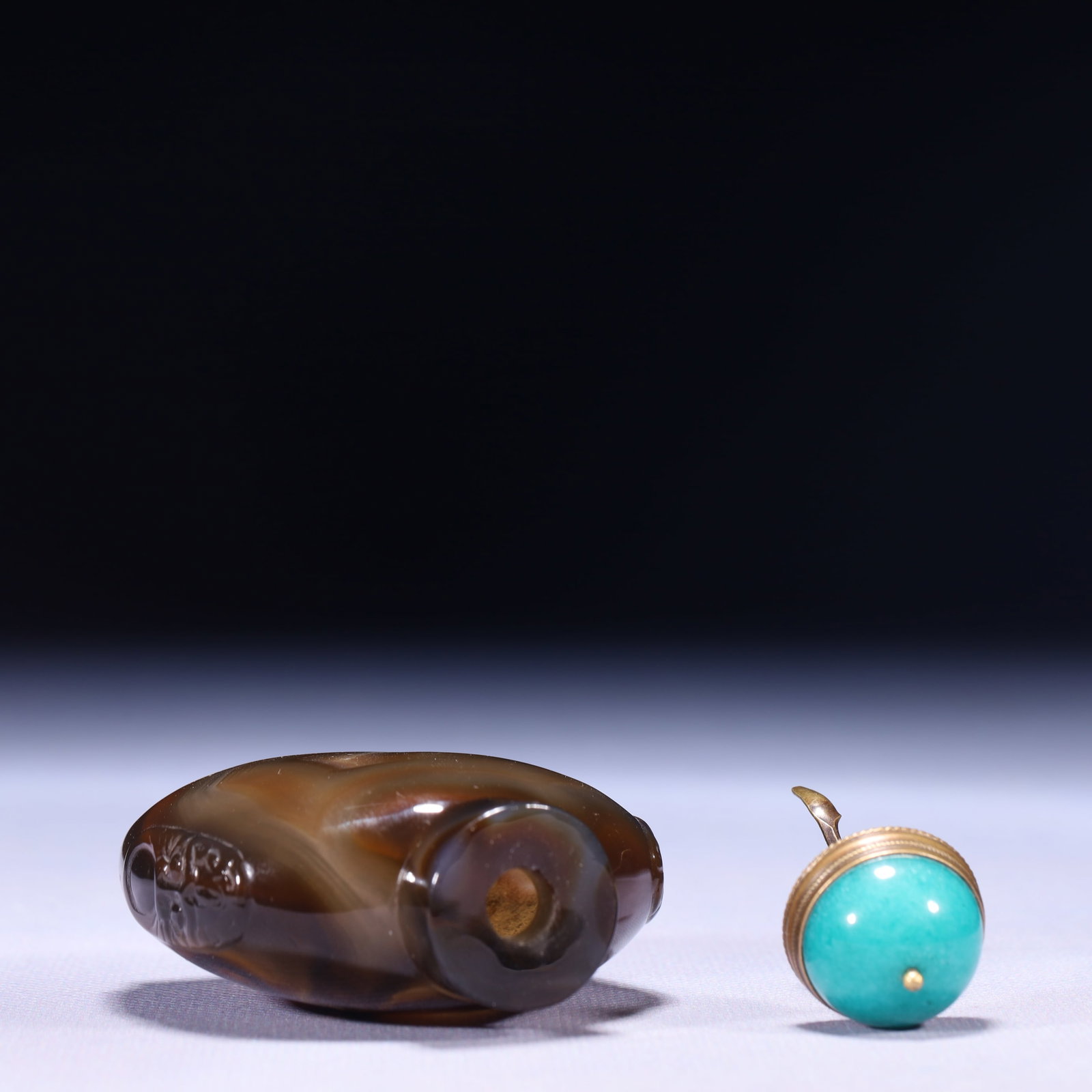 An Exquisite Agate Snuff Bottle - 7