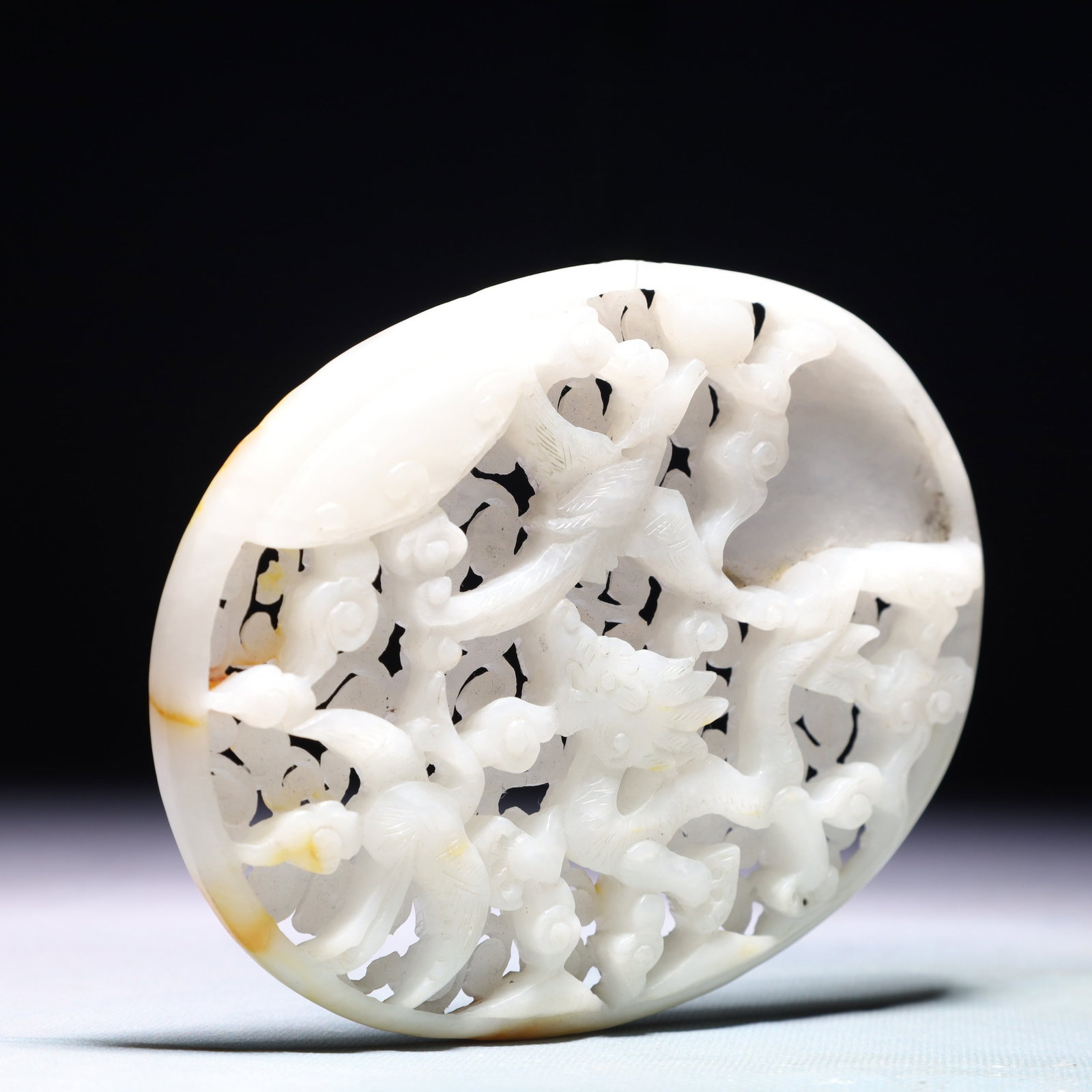 An Exquisite White Jade Auspicious Cloud and Phoenix Pattern Pendant - 3