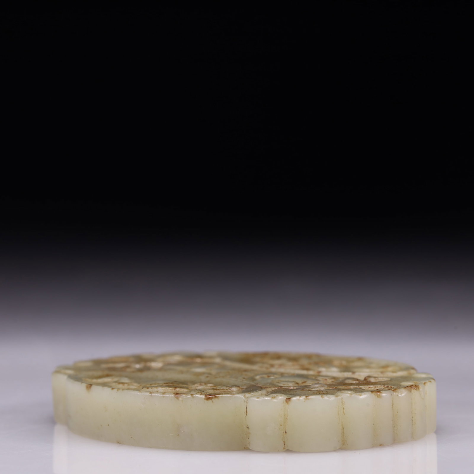 An Exquisite White Jade Bats Pattern Ornament - 6