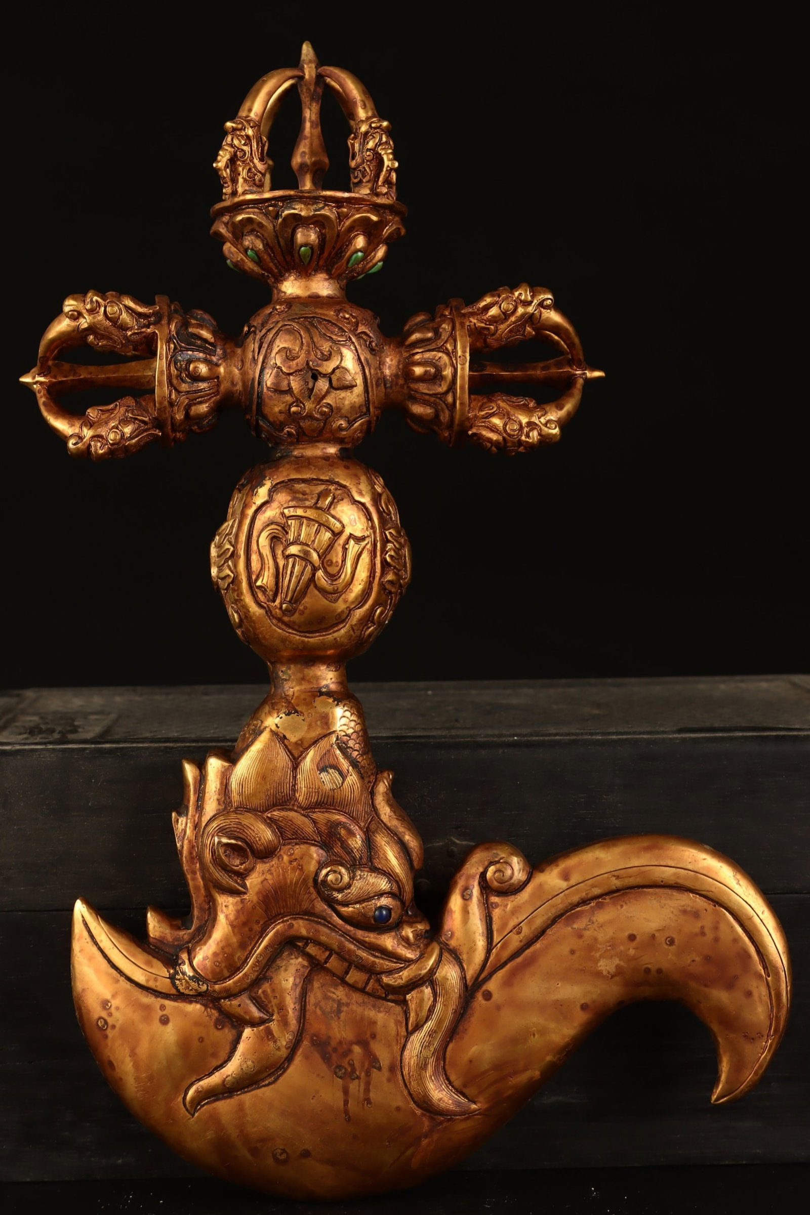 An Exquisite Gilt Bronze Ritual Implement - 5