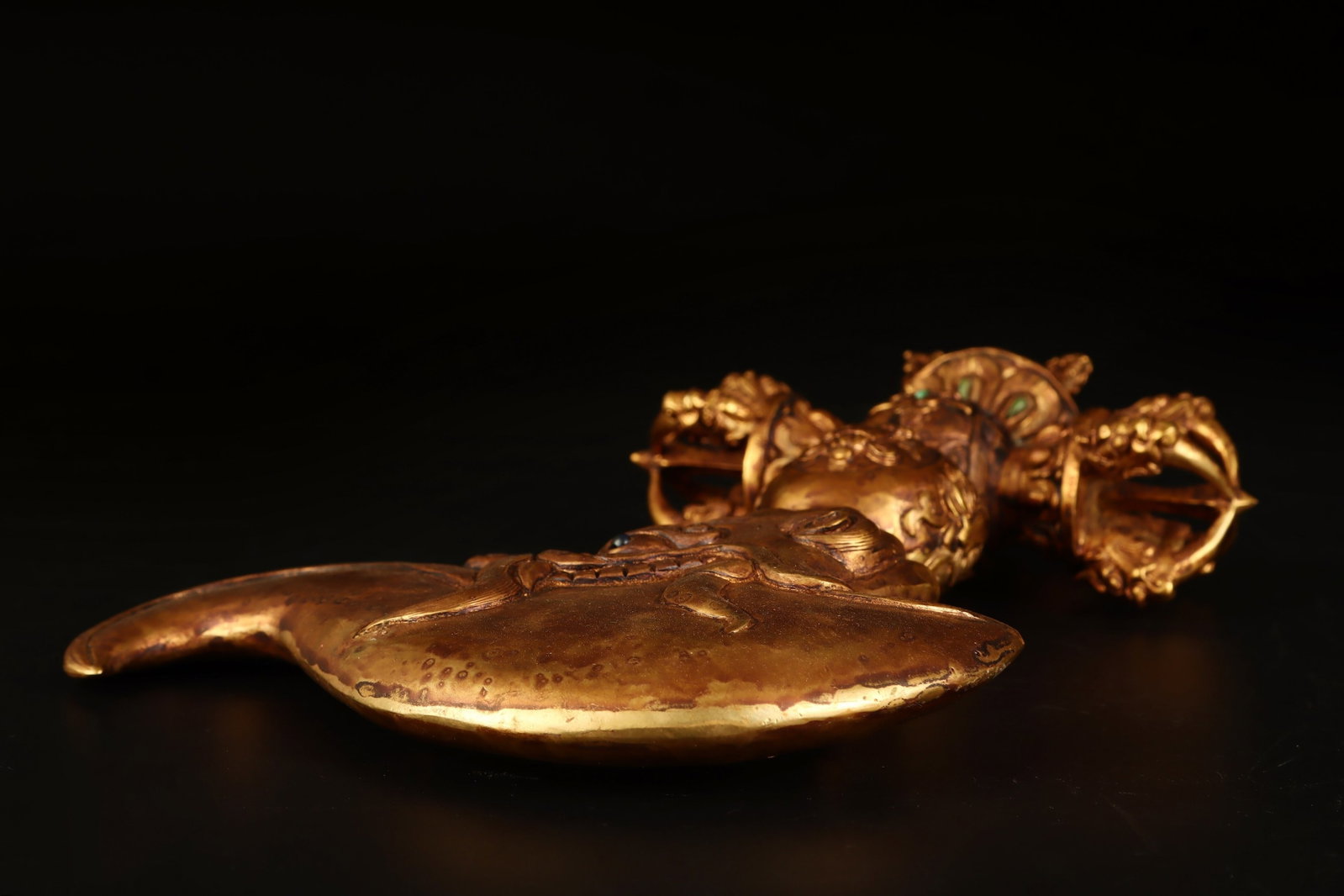 An Exquisite Gilt Bronze Ritual Implement - 8