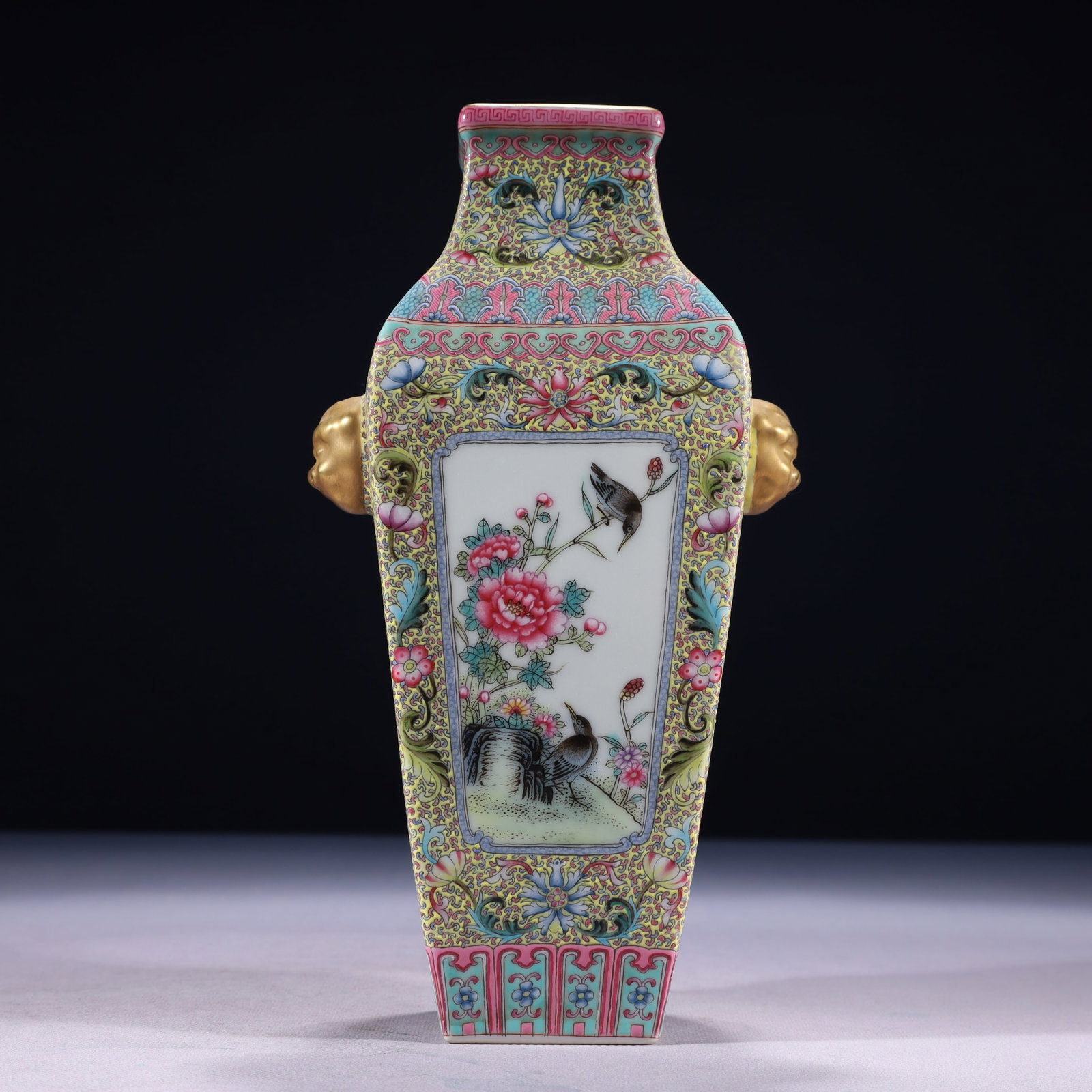 An Exquisite Famille-Rose Painted Gold Flower and Bird Pattern Beast-Ears Vase: An Exquisite Famille-Rose Painted Gold Flower and Bird Pattern Beast-Ears Vase,Qing Dynasty,China,Qianlong Four-character Mark,Size:5.1inx3.9inx6.3in,Weight:1150g 粉彩描金Ŏ