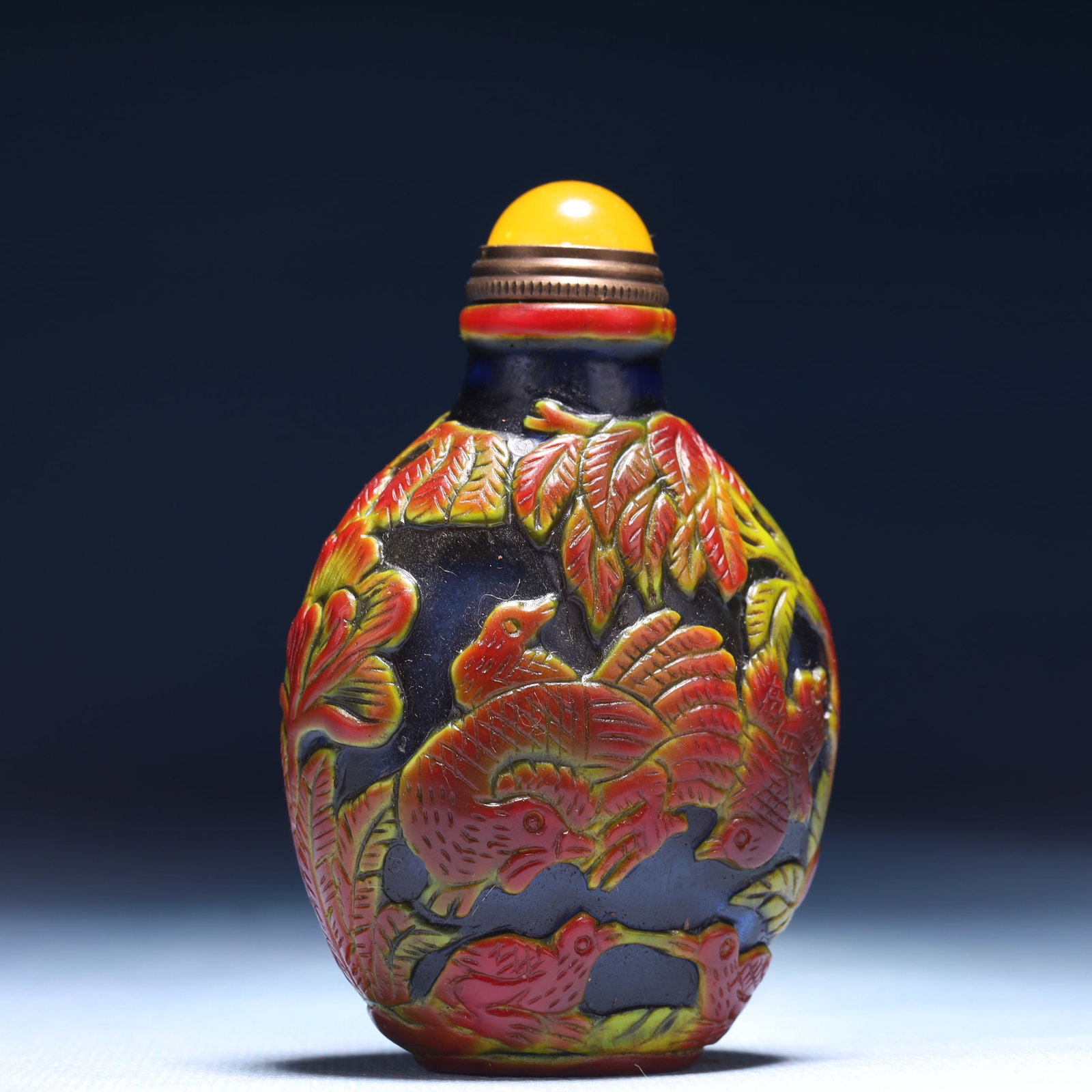 An Exquisite Glass Rooster Pattern Snuff Bottle - 3