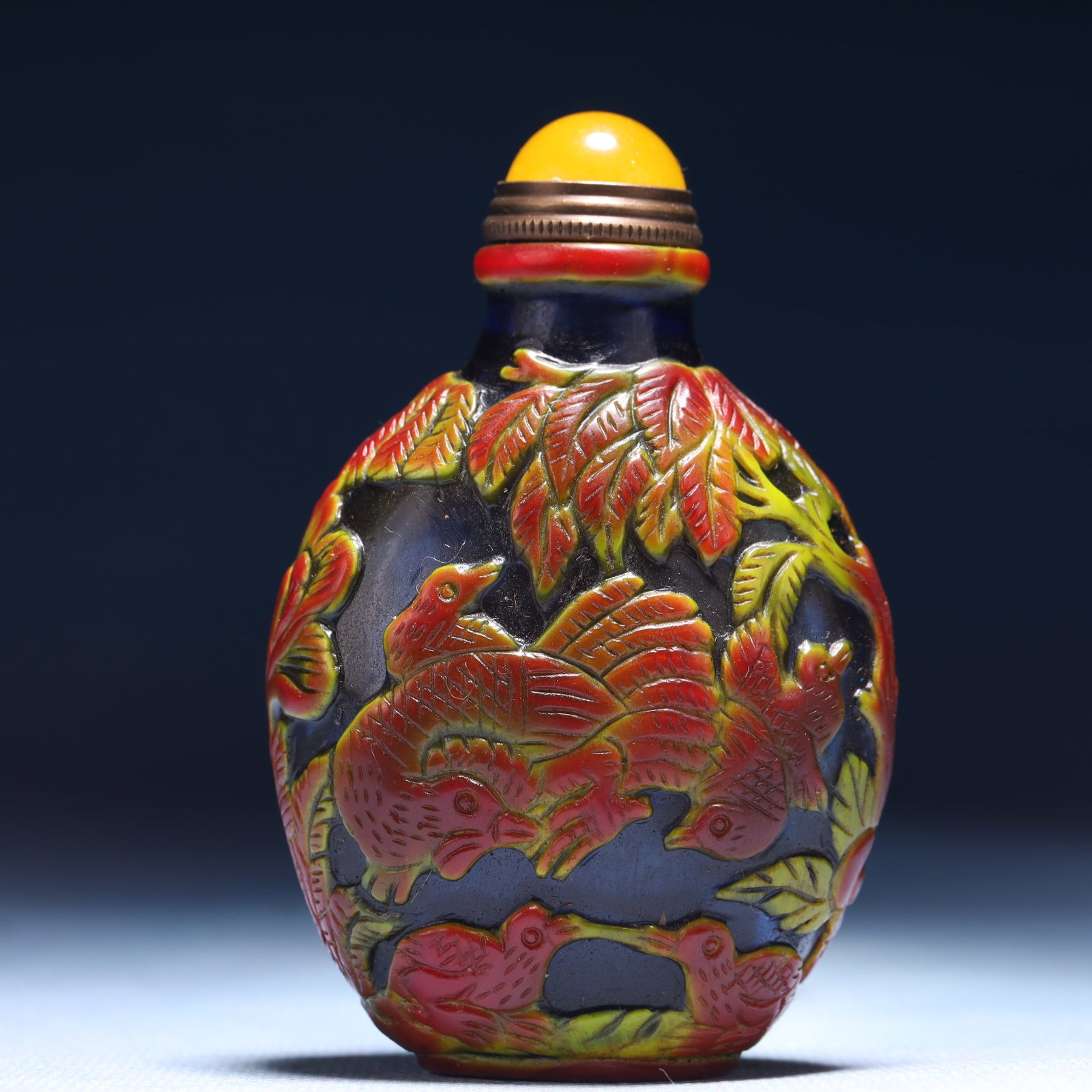 An Exquisite Glass Rooster Pattern Snuff Bottle - 4