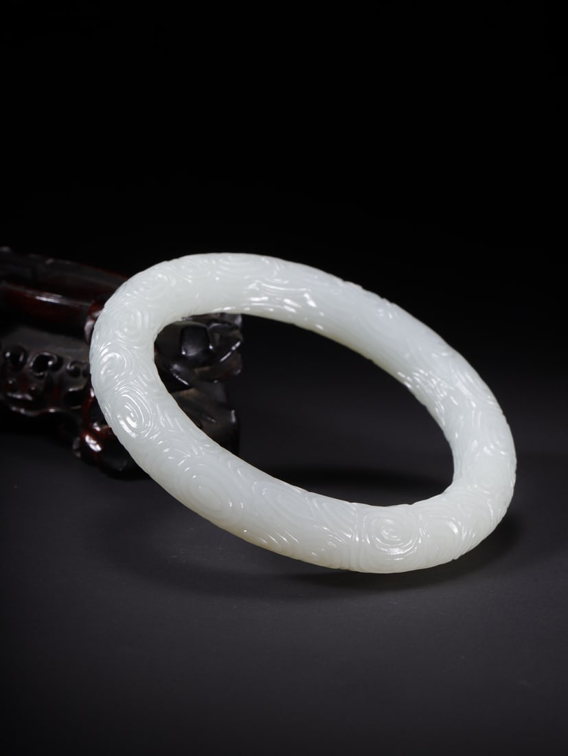 An Exquisite White Jade Auspicious Cloud Pattern Bracelets - 7