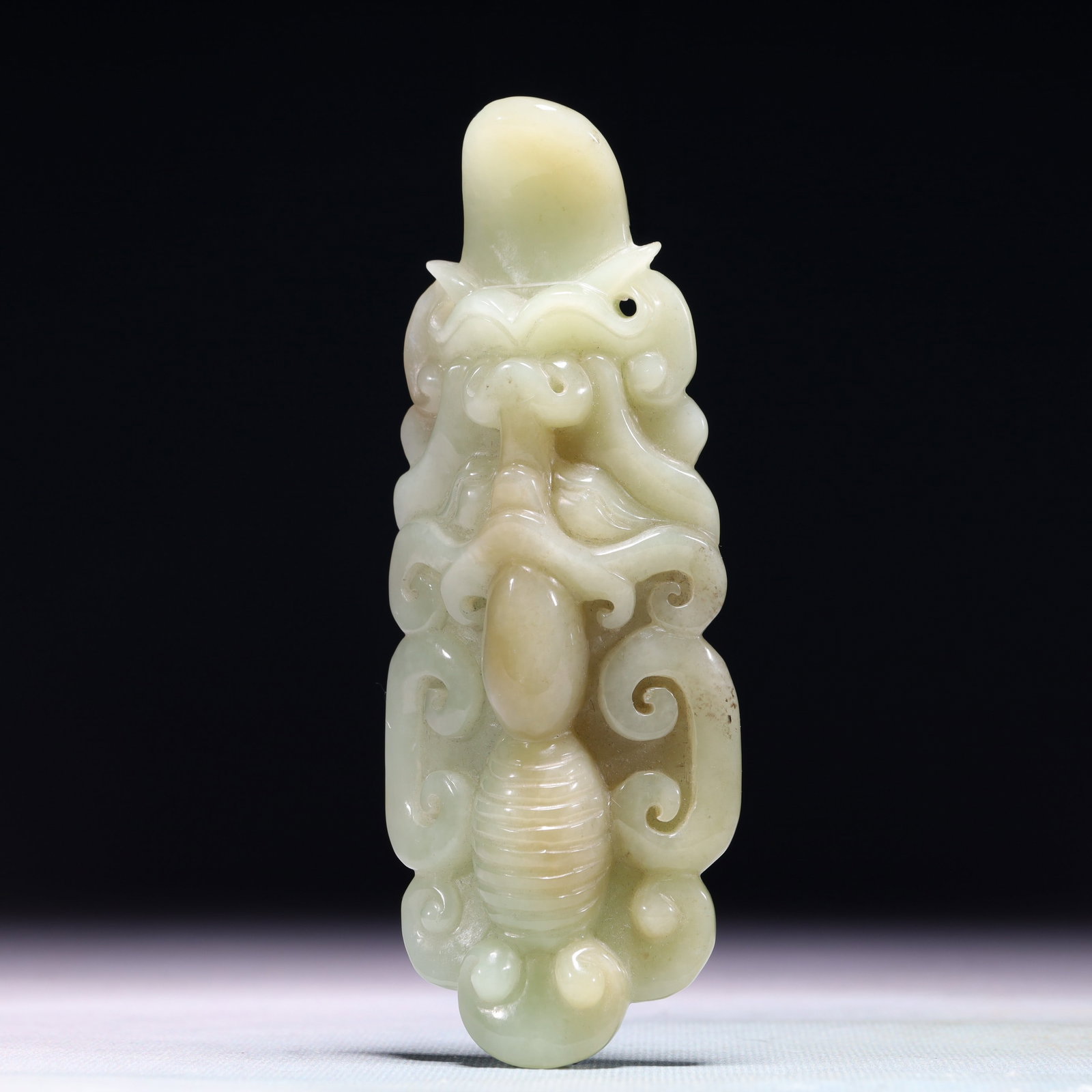 An Exquisite White Jade Beast-Face Pattern Pendant - 2