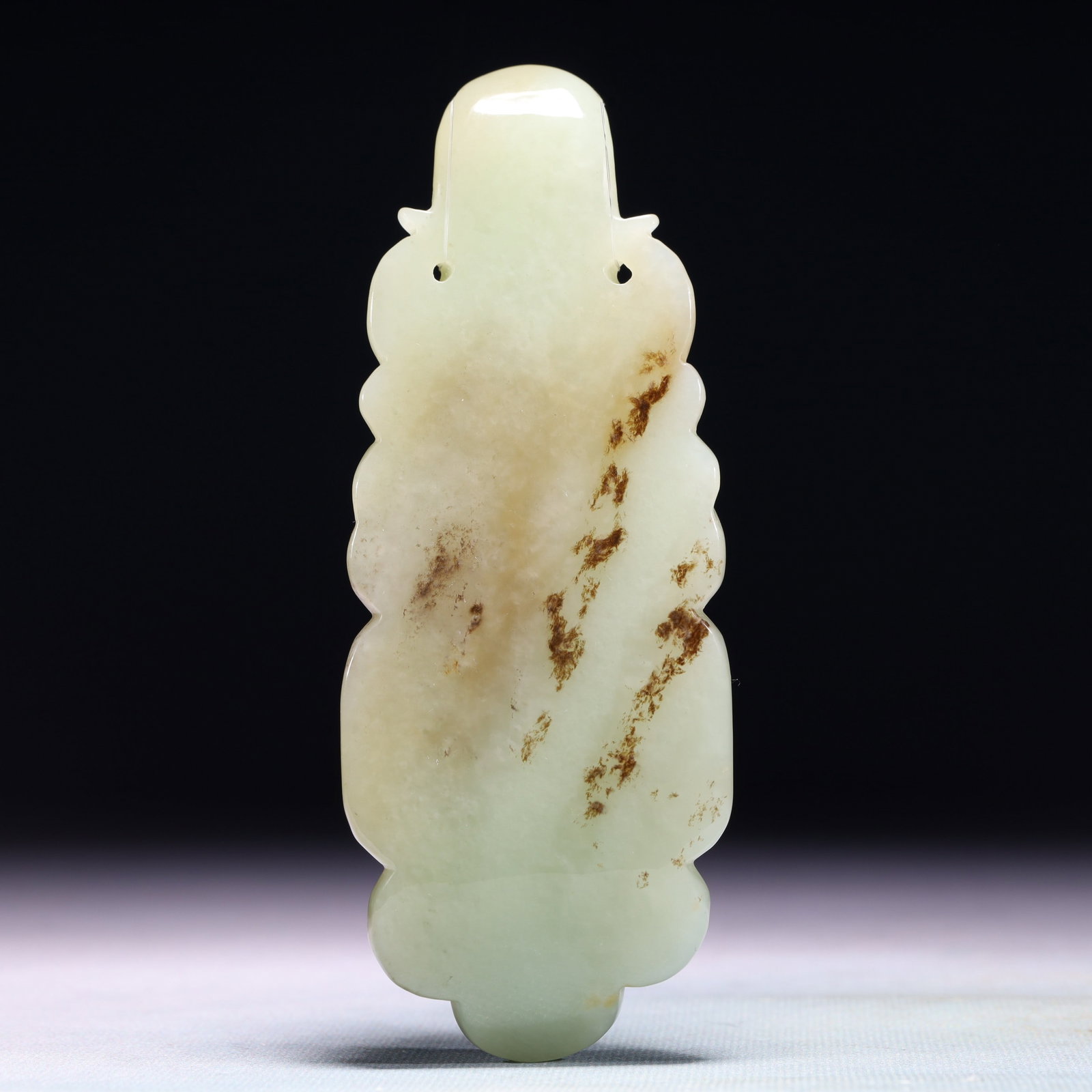 An Exquisite White Jade Beast-Face Pattern Pendant - 4