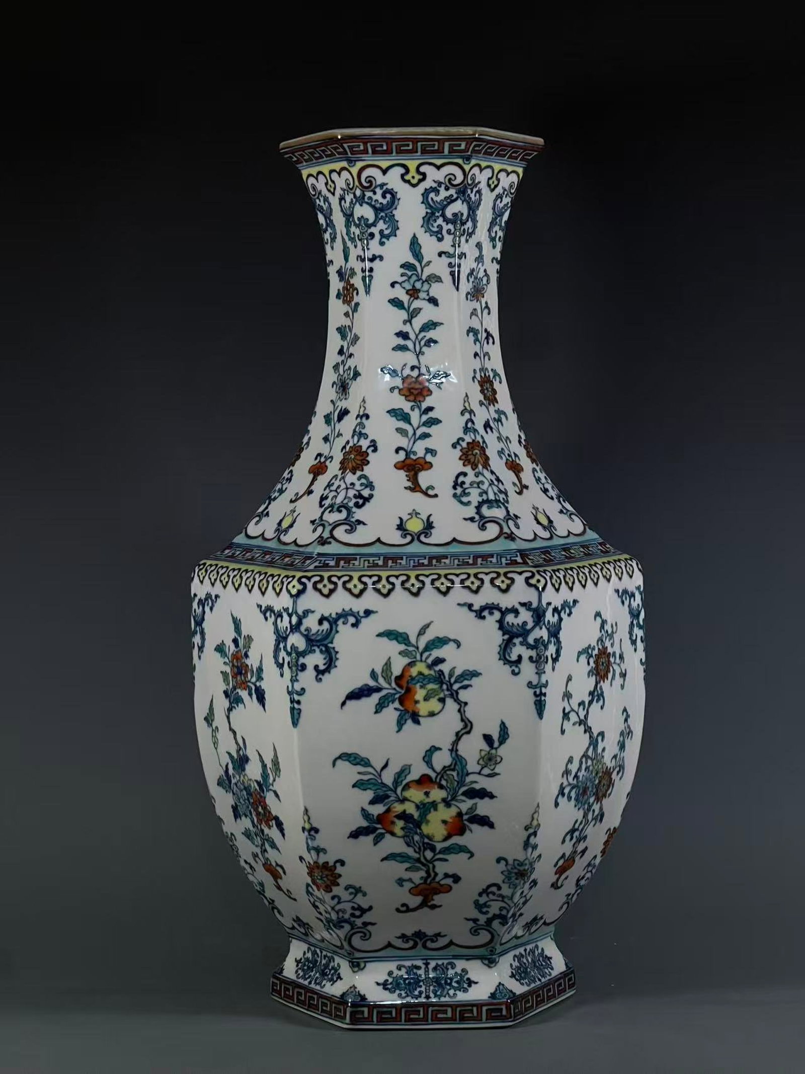 A Huge Blue and White Doucai Painted Gold Flower and Fruit Pattern Vase: A Huge Blue and White Doucai Painted Gold Flower and Fruit Pattern Vase,Qing Dynasty,China,Qianlong Six-character Mark,Size:25.6inx8.1in