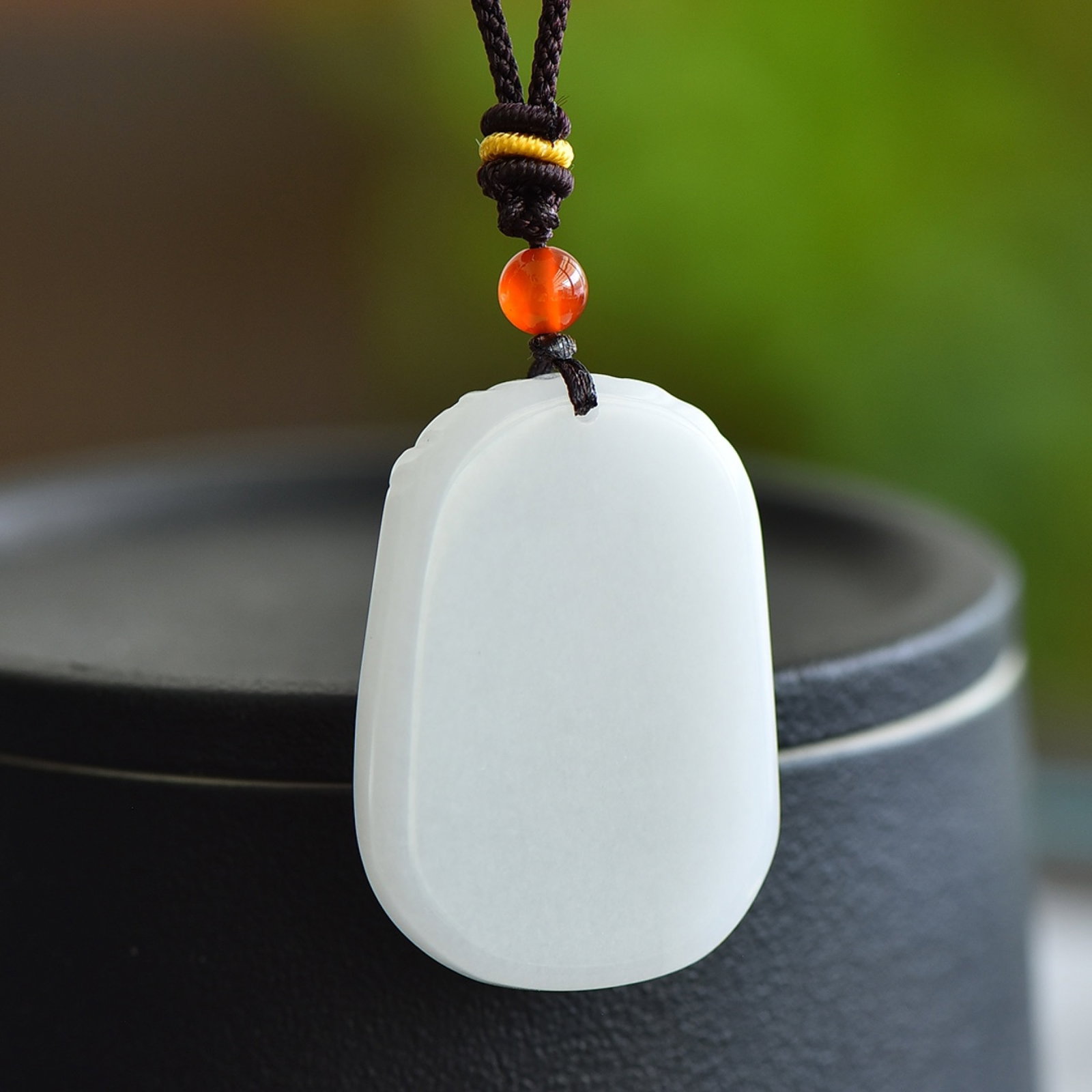 An Exquisite White Jade Rooster Pattern Pendant - 2