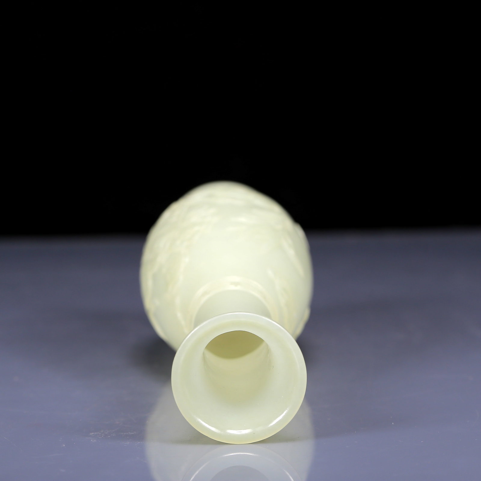 An Exquisite White Jade Flower Pattern Vase - 7