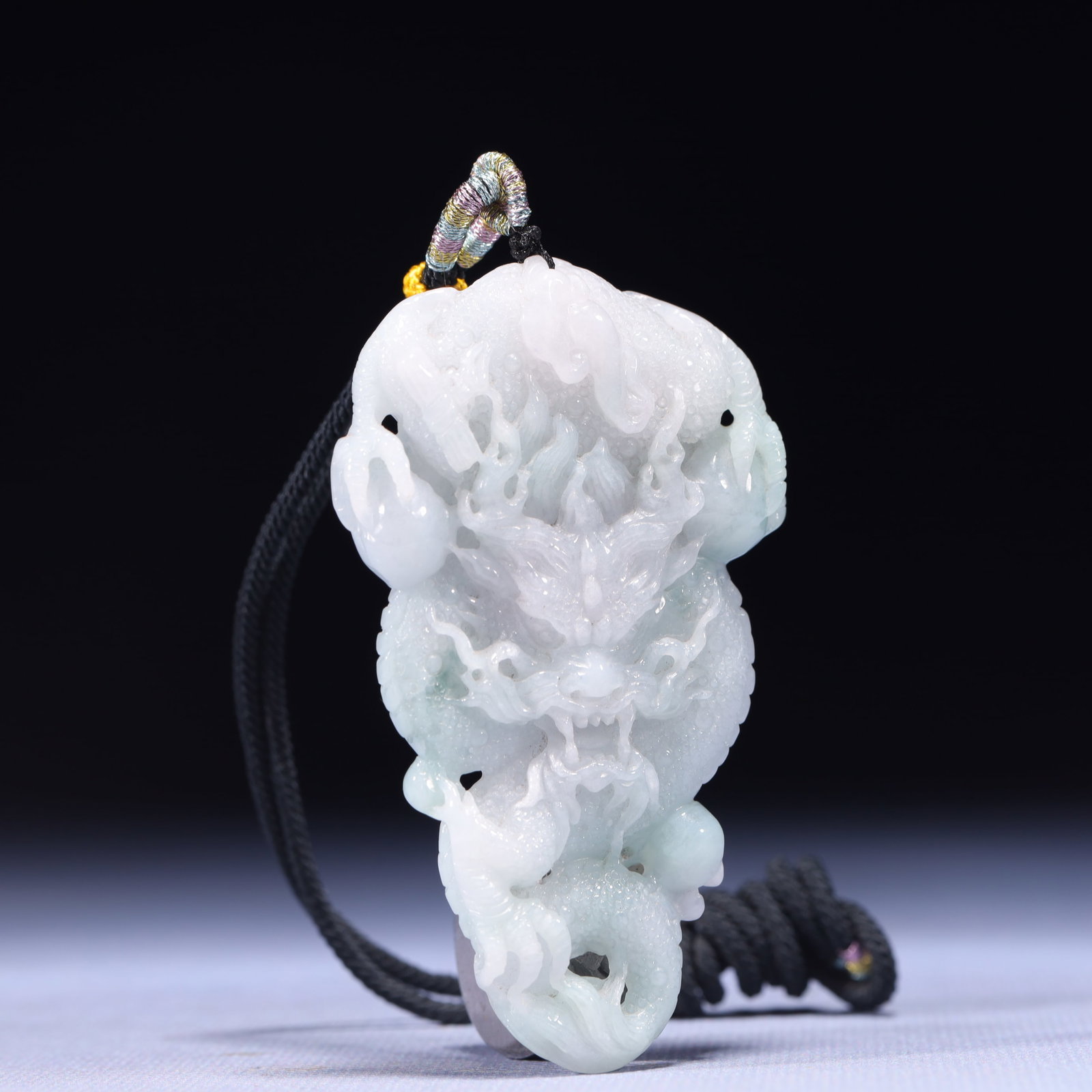 An Exquisite Jadeite Dragon Pattern Pendant - 3