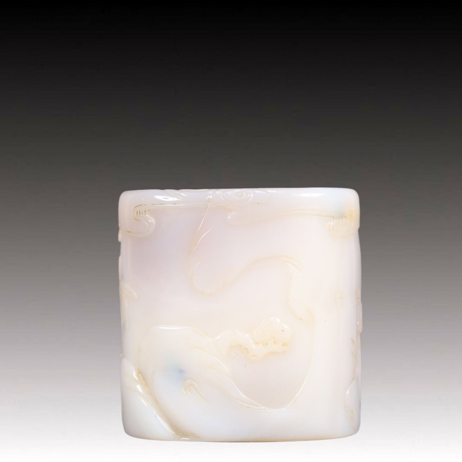 An Exquisite Agate Figure Pattern Brush Pot - 3