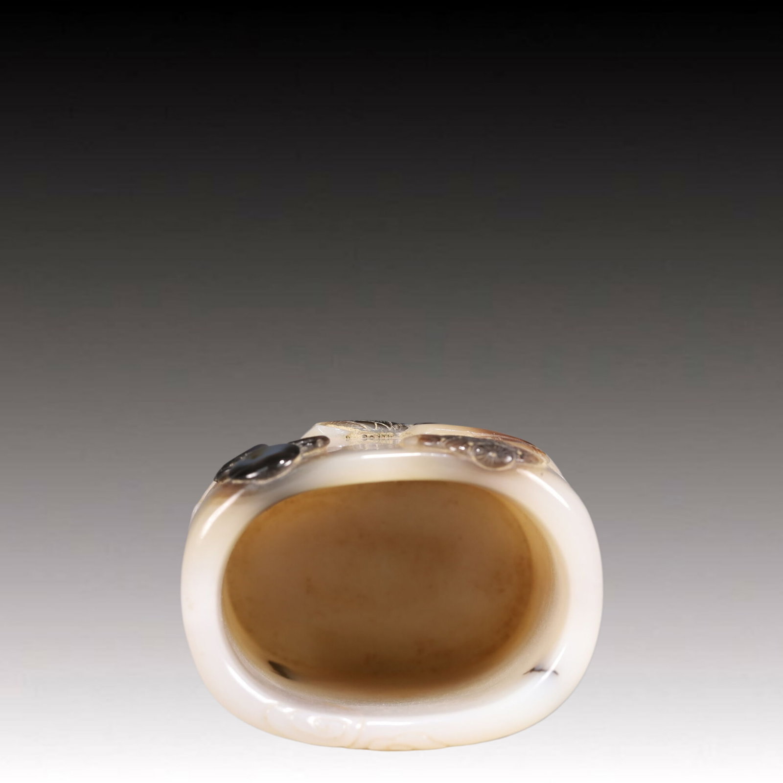 An Exquisite Agate Figure Pattern Brush Pot - 5