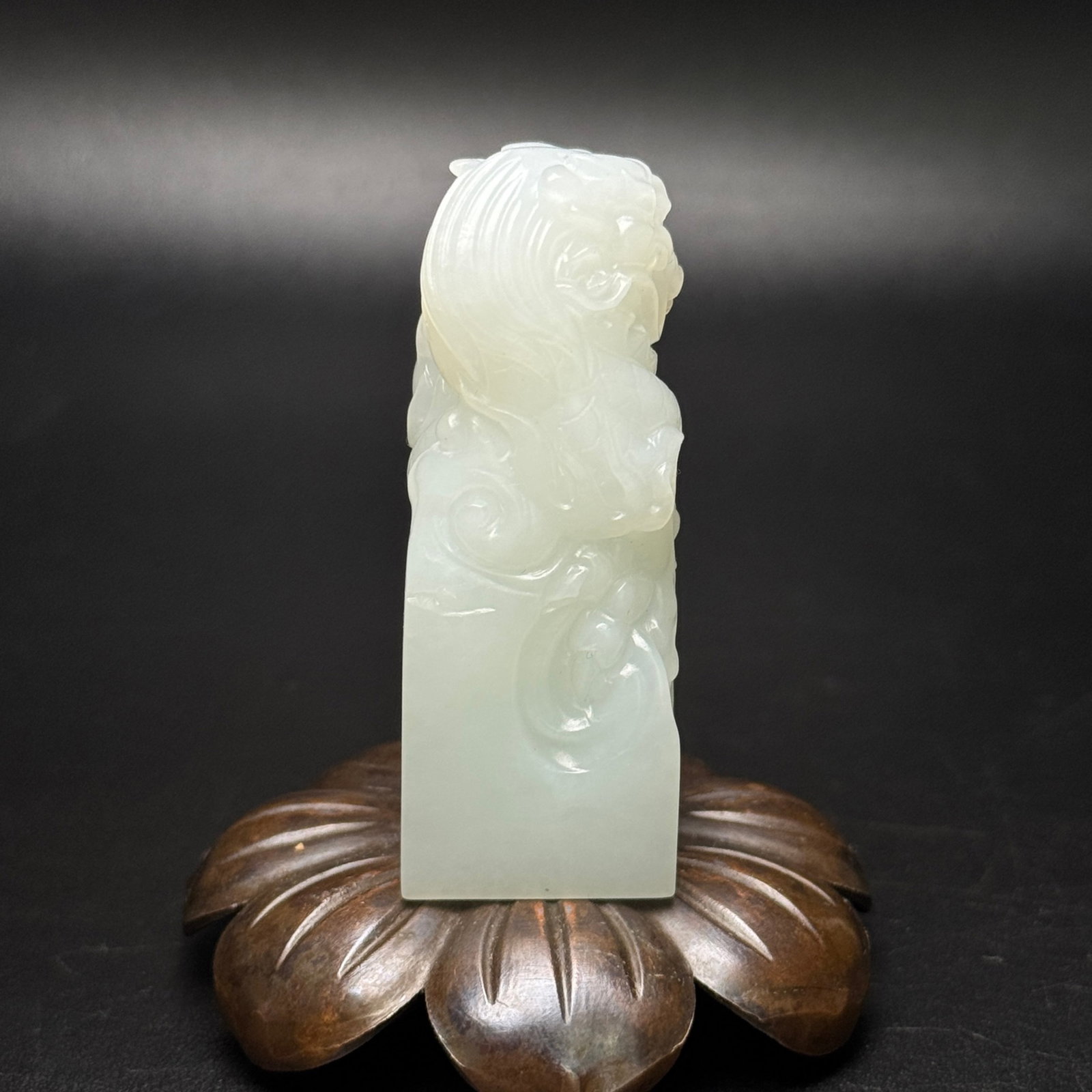 An Exquisite White Jade Dragon Pattern Seal - 3