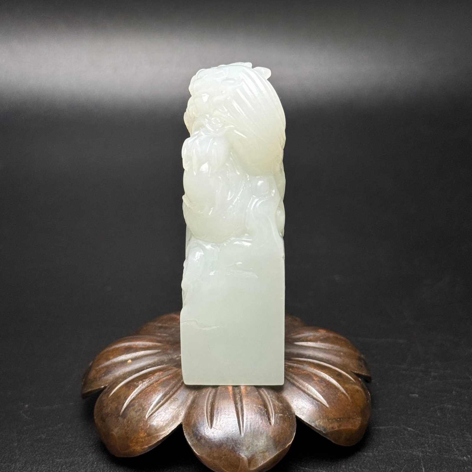 An Exquisite White Jade Dragon Pattern Seal - 4