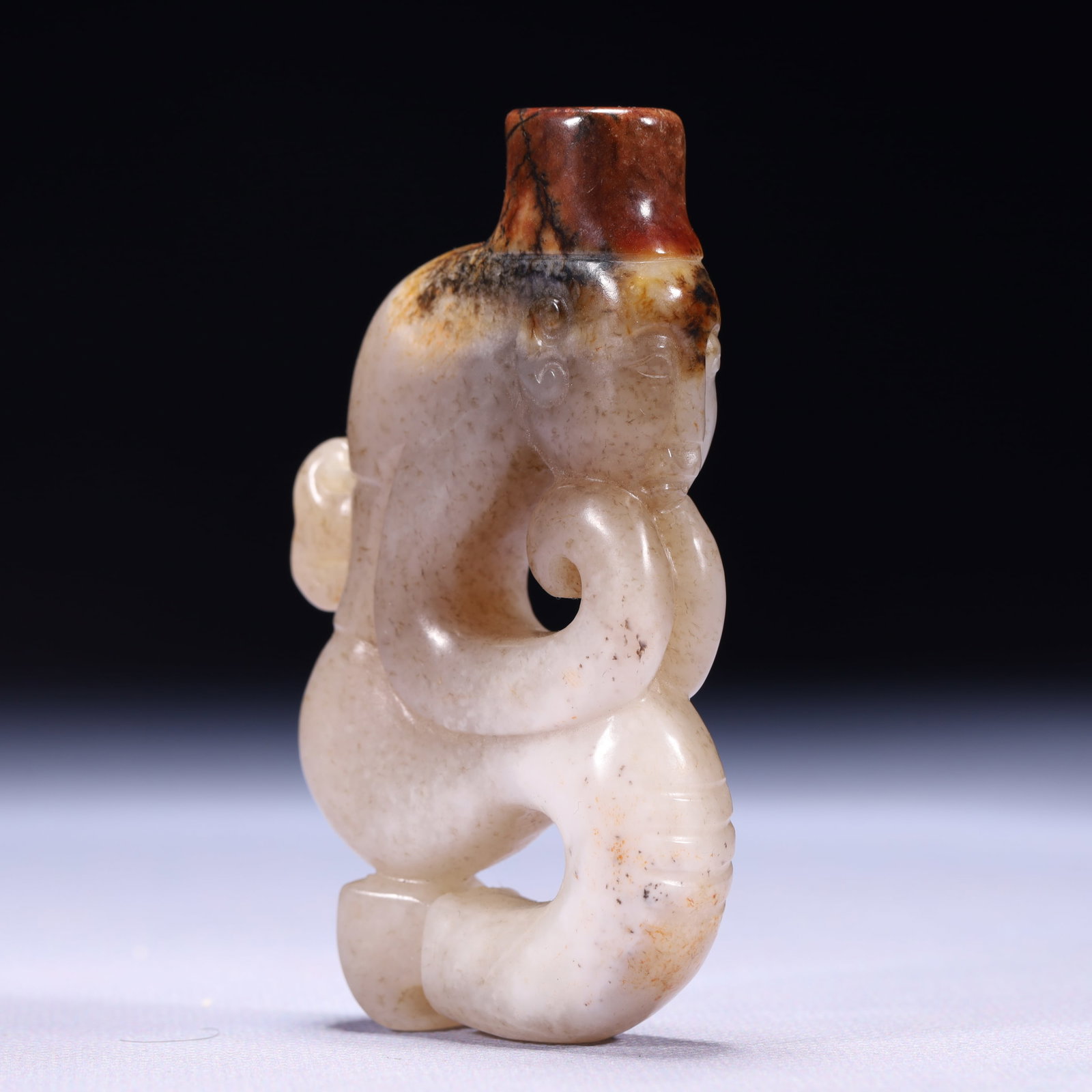 An Exquisite White Jade Figure Ornament: An Exquisite White Jade Figure Ornament,Qing Dynasty,China,Size:1.8inx0.5inx3.3in,Weight:105g 白玉人物摆件,中国清代