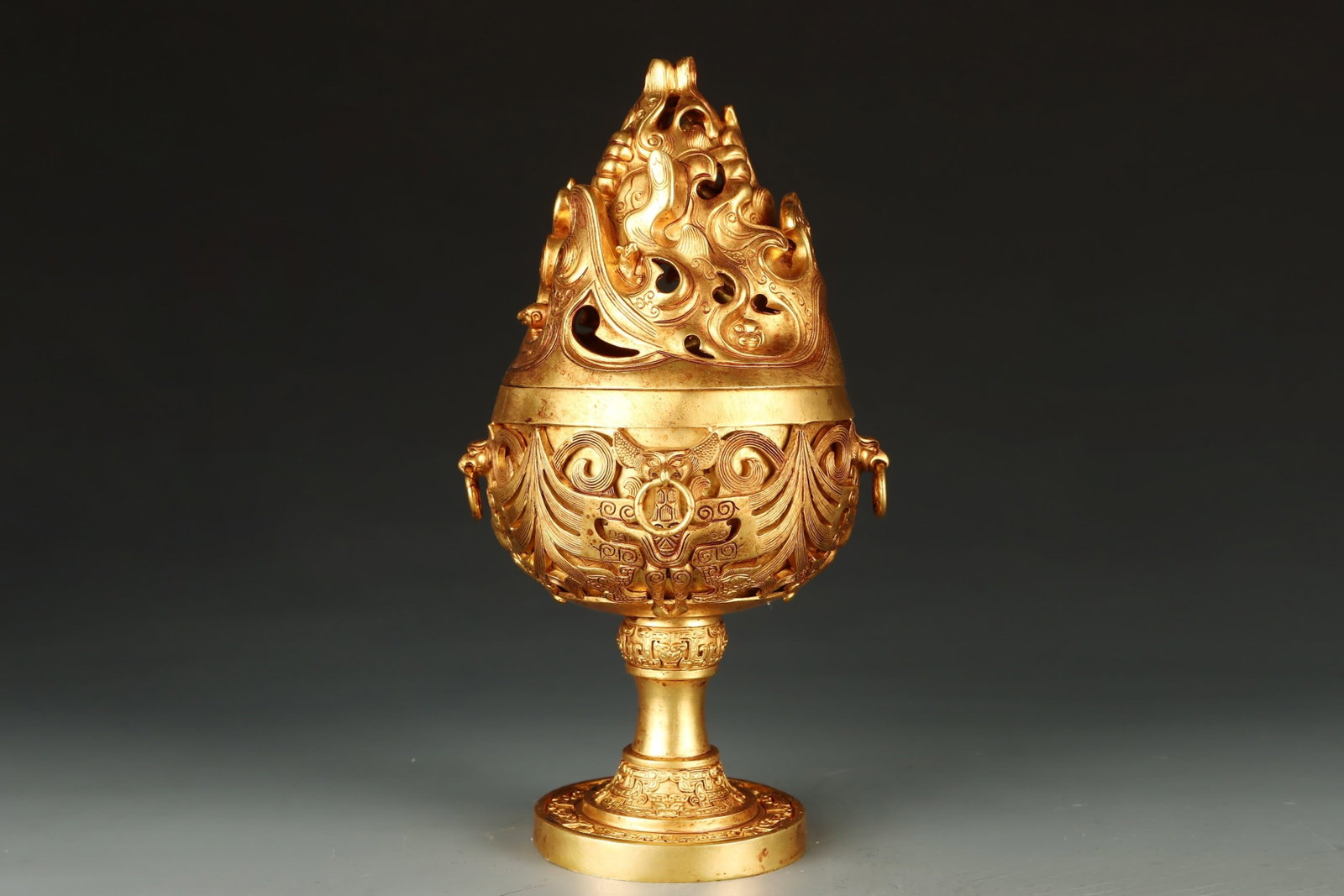 An Exquisite Gilt Bronze Beast-Face Pattern Censer: An Exquisite Gilt Bronze Beast-Face Pattern Censer,Qing Dynasty,China,Size:7.9inx3.9in,Weight:842g 铜鎏金兽面纹香炉,中国清代