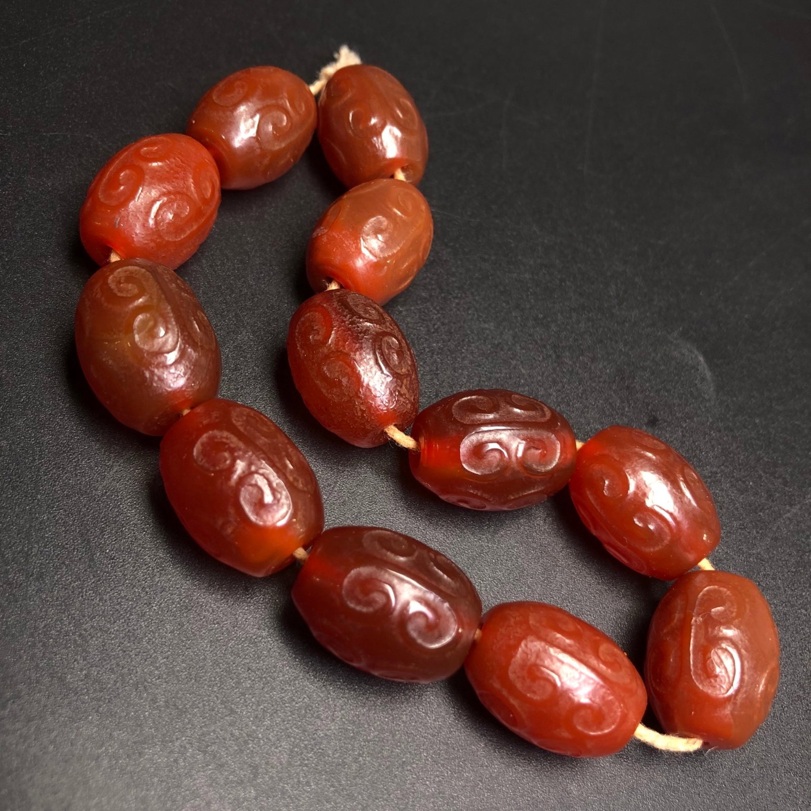 A Precious Agate Bracelets - 2