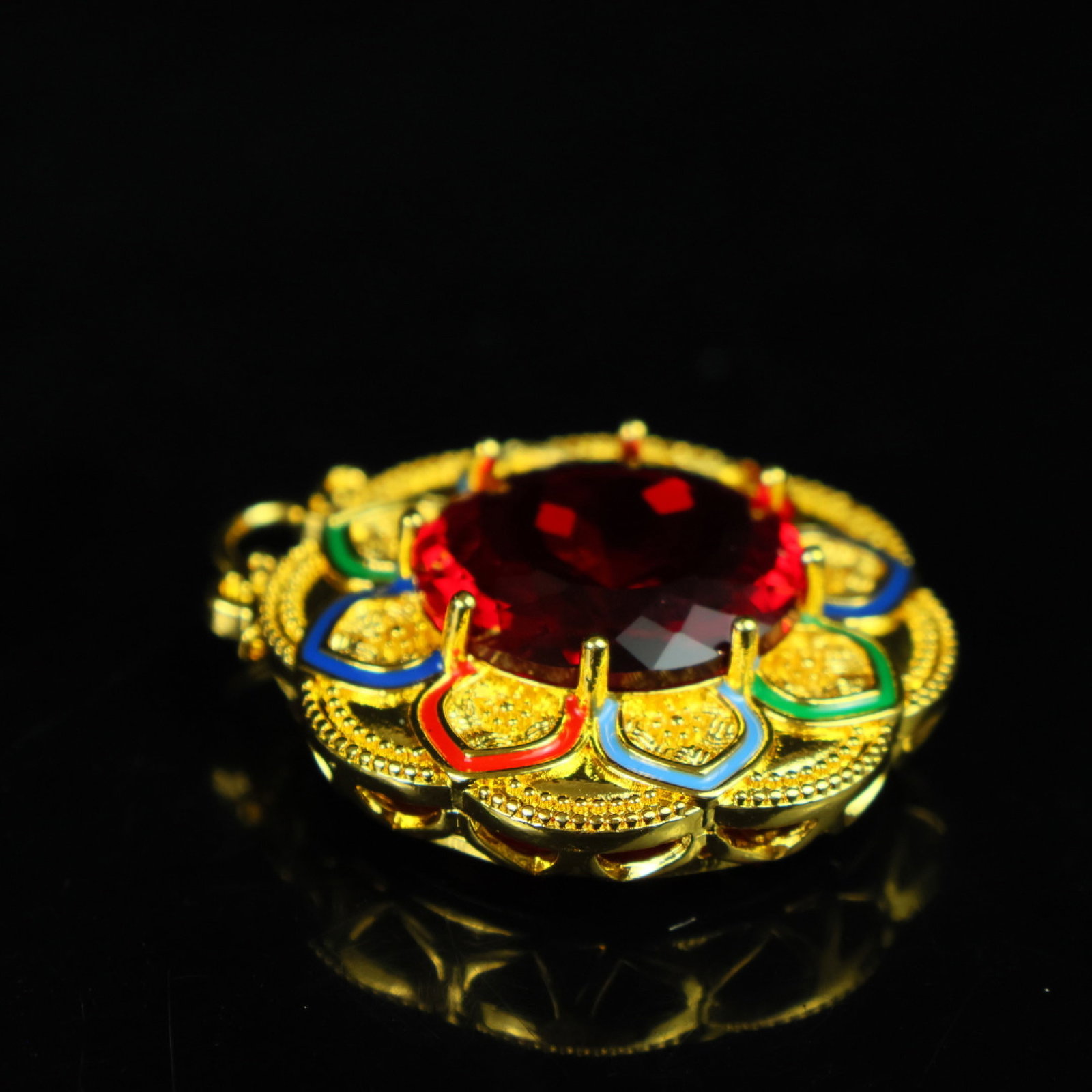 An Exquisite Pendant - 7