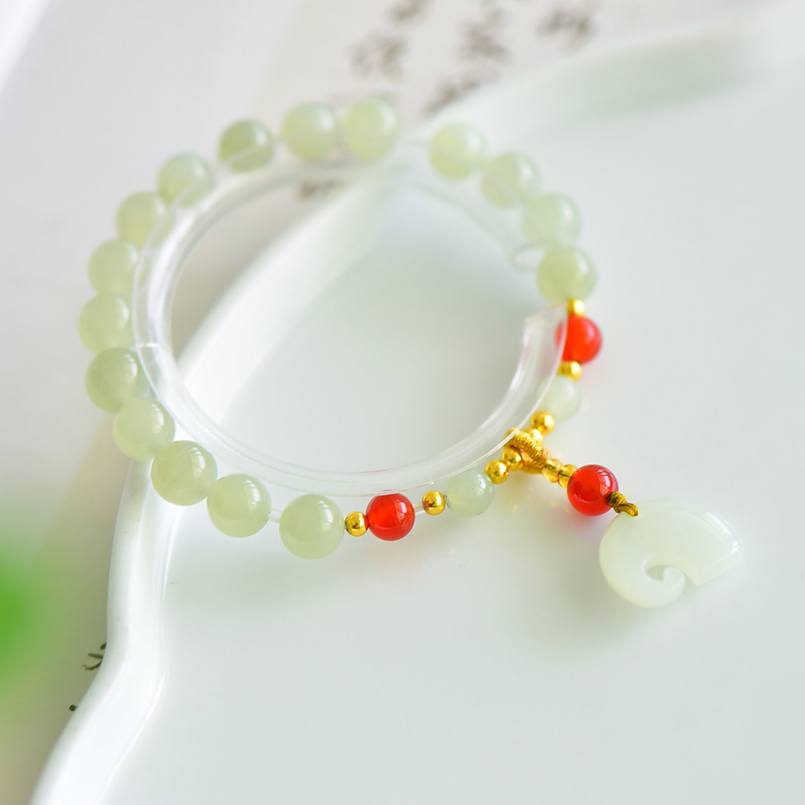 An Exquisite White Jade Bracelets - 2