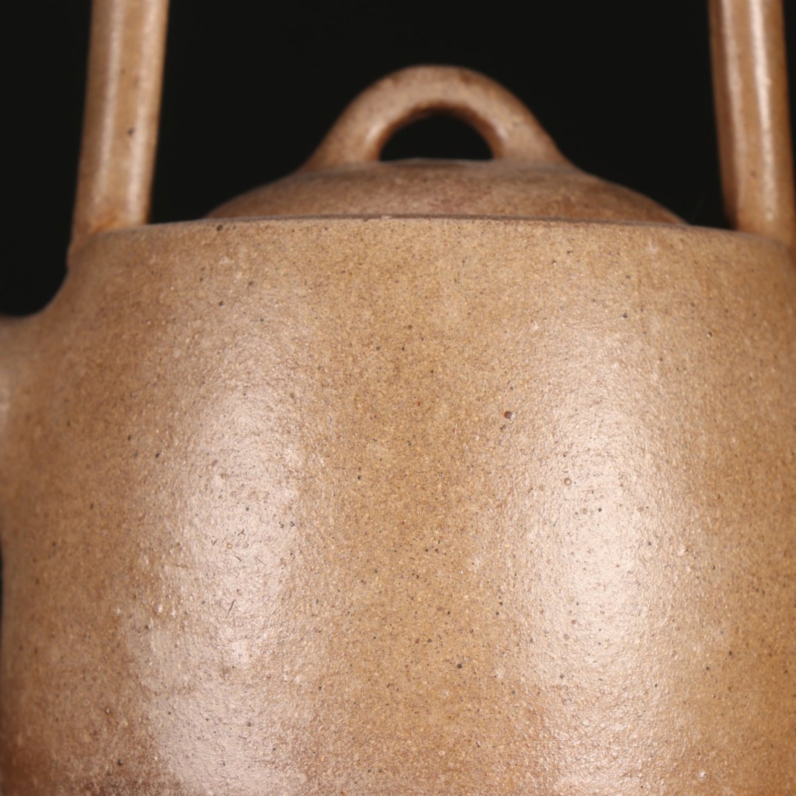 A Rare Purple Sands Hollow Auspicious Cloud Pattern Loop-Handled Pot - 2