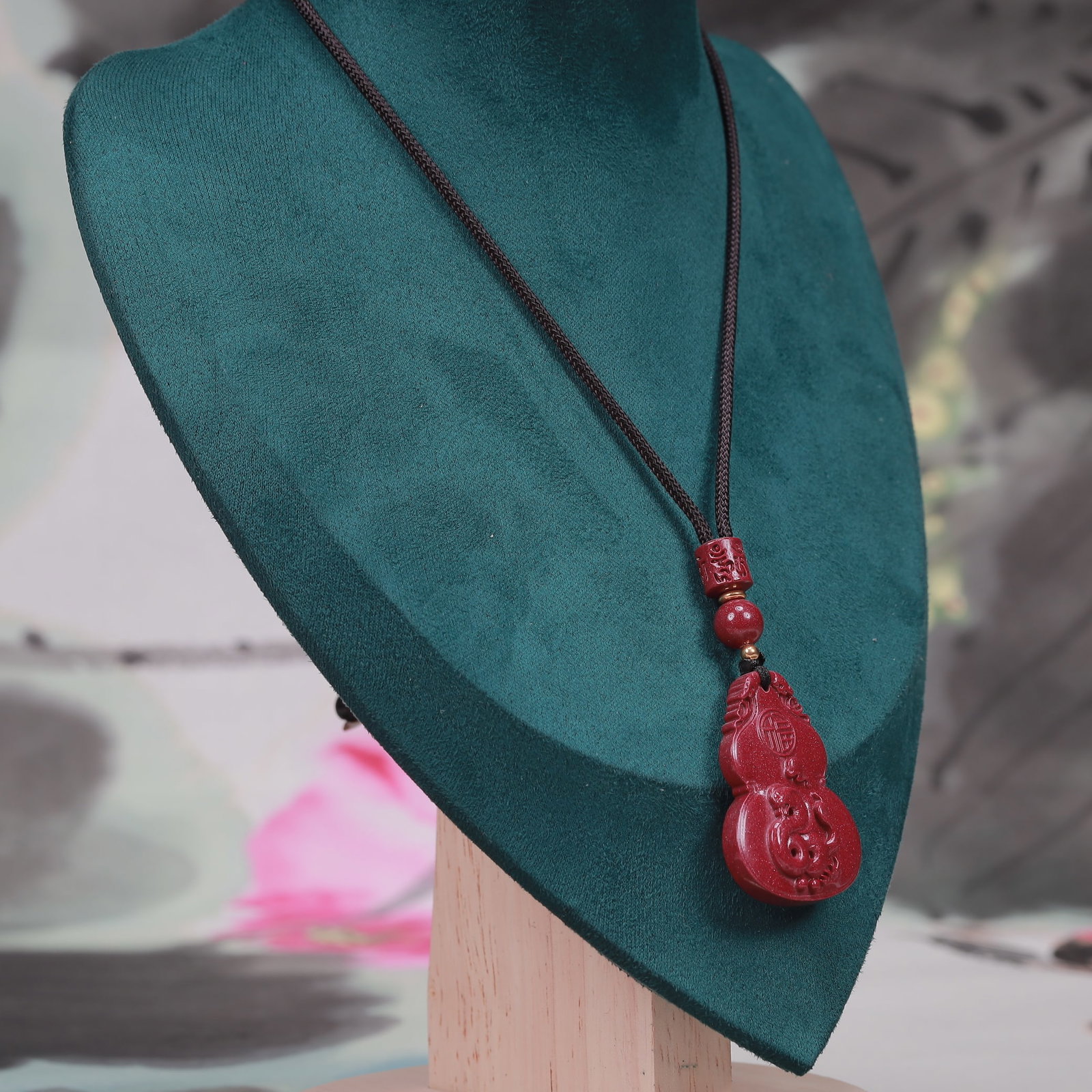 An Exquisite Cinnabar Dragon Pattern Pendant - 5