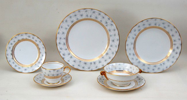 Dinner Service for 12- Spode, Copeland China: Near complete dinner Service for 12- Spode, Copeland China, 'Thistledown' Pattern. This 1962-1969 set consists of (12) dinner plates; (12) luncheon plates; (9) soup bowls and (12) soup bowl under plat
