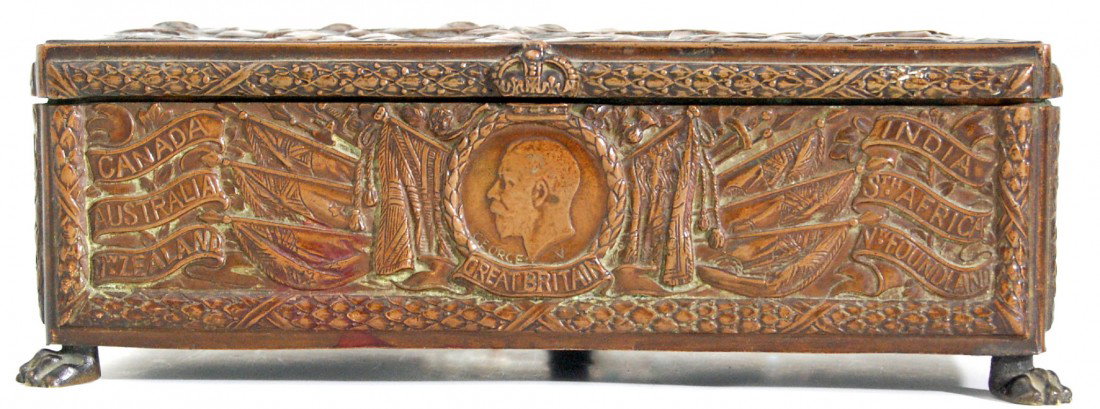 Cigar Box WWI Commemorative Bronze-finish, rare C: Cigar Box WWI Commemorative bronze finish, rare - The top of the box features a battle scene and the words 'Who Stands If Freedom Fall? Who Dies If England Live? - Rudyard Kipling'. In the bottom left