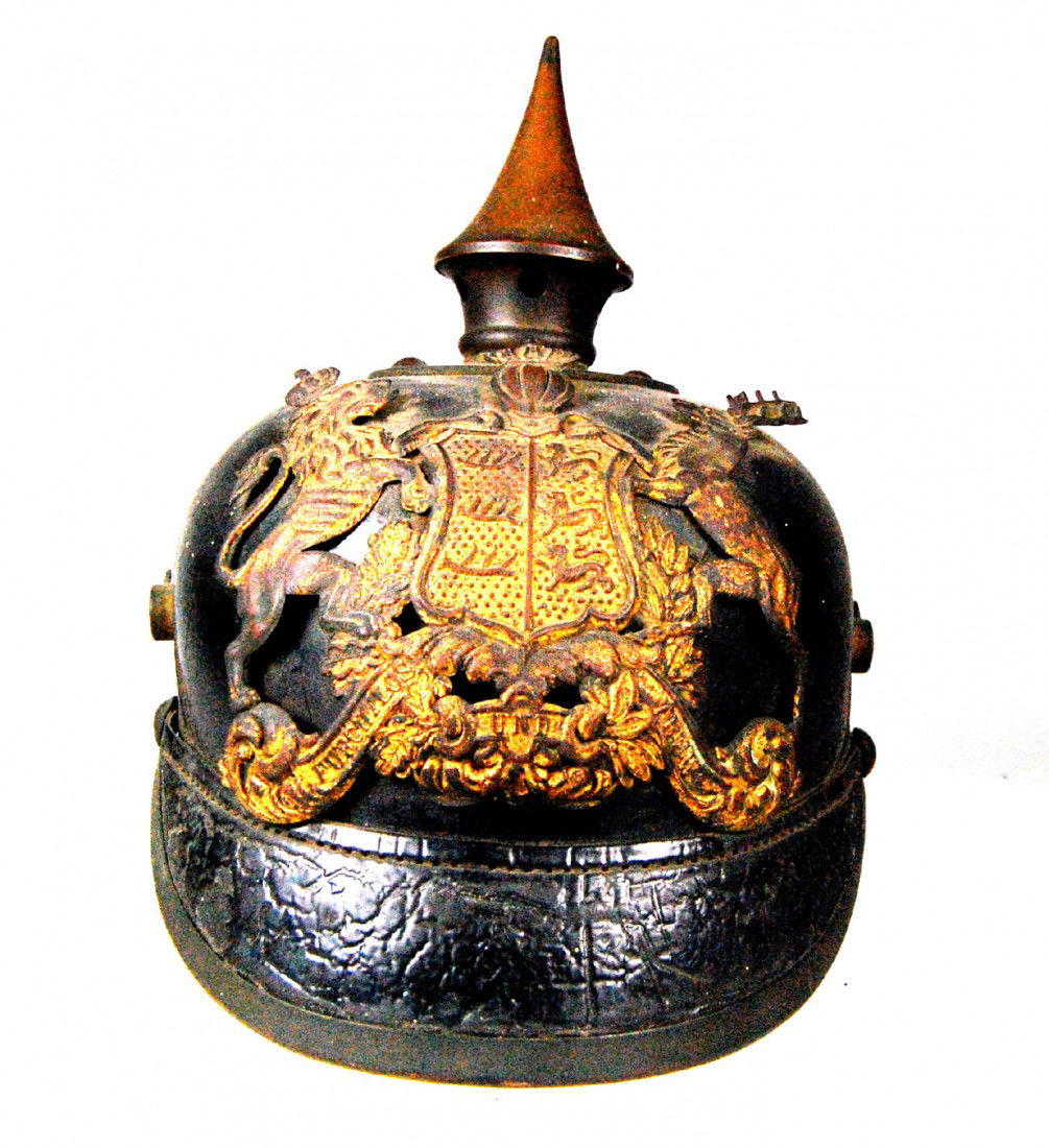 Model 1895 Wurttemberg Enlisted Man's Pickelhaube: Model 1895 Wurttemberg Enlisted Man's Pickelhaube The Kingdom of Wurttemburg was one of the last of the German states to adopt the spike helmet. The helmet plate features a lion rampart facing a stag;