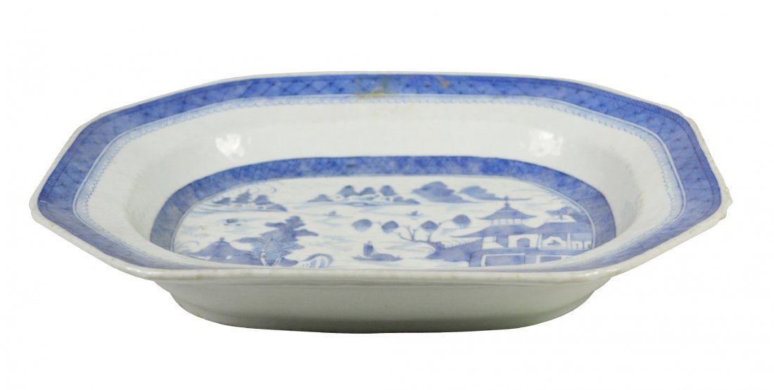 Platter, Canton, Chinese Export, 1840: Platter, Canton, Chinese Export, 1840 Form: Platter Components: Hard paste Decoration: Willow pattern featuring pagodas, trees, water, boats and people. Colors: Blue Markings: None Date: Circa 1840 Pr