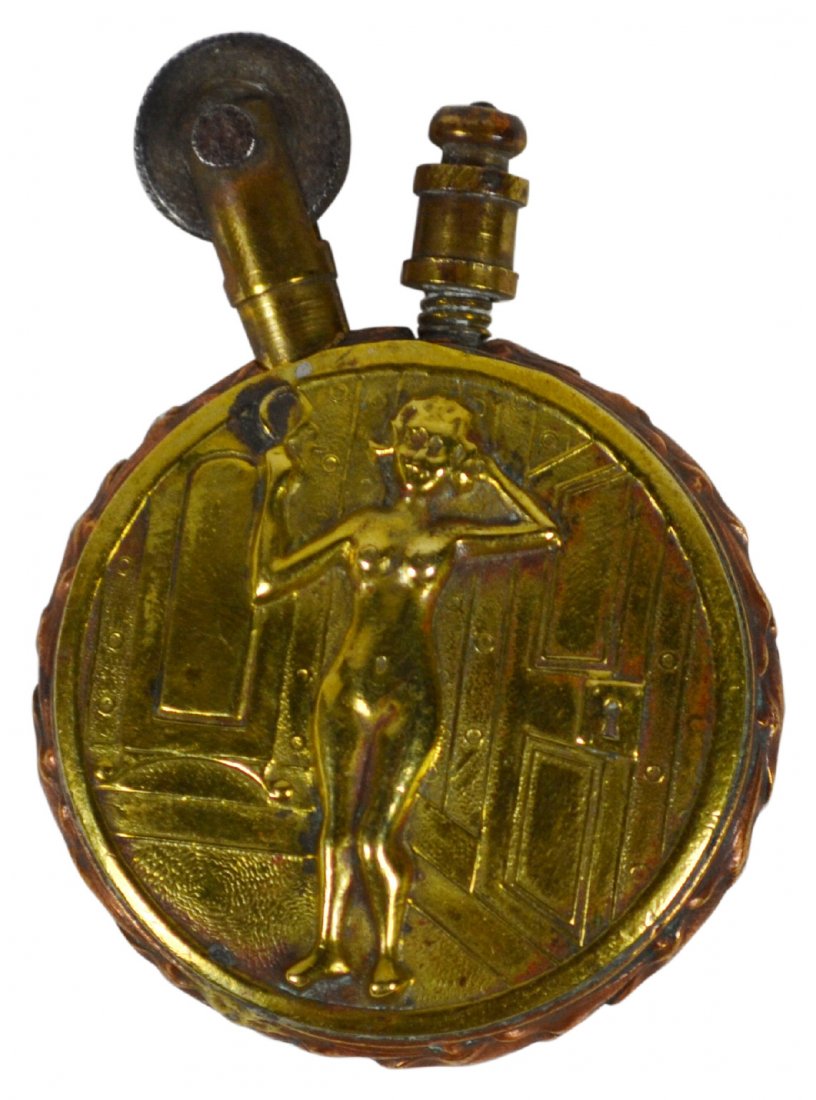 Trench lighter, WWI Trench Art Brass, Nude: Trench lighter, WWI Trench Art Brass, Nude Lighter Material: Brass Construction: Hammered copper, screwed , pinned Marks: None Colors: Brass Features: Nude woman depicted on one side , flip side depic