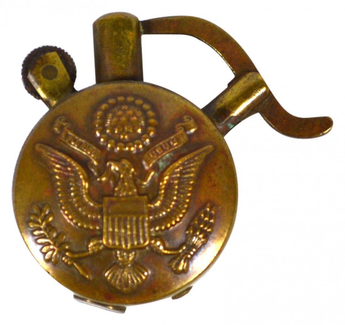 Lighter, Trench art, WW1,Seal of United States: Lighter, Trench art, WW1,Seal of United States Lighter Material: Brass, flint, wick Construction: Screwed, punched, pinned Marks: Seal of the United States Colors: Brass Features: Trench art lighter, 