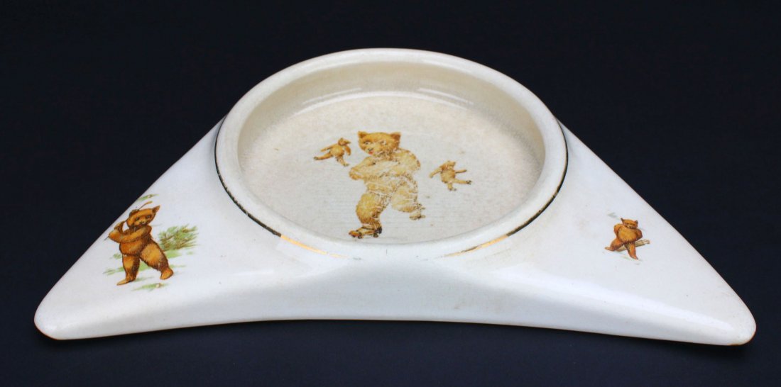Baby's Plate, Golf, Bears, c. 1912: Antique and Collectables Category: Sports Description: Underwood's High Chair, baby plate Patented June 11, 1912. Roller skating and golf themes with bear players. Made by Grimwades at Stoke-on-Trent.