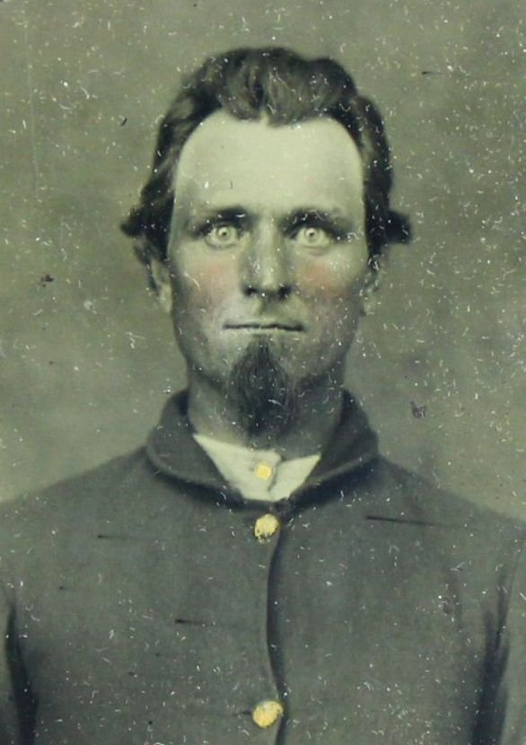 Tintype, Civil War Soldier in Sack Coat: Antique and Collectables Category: Photographia Description: The man in this portrait is a Union soldier dressed in a four button sack coat with hand colored gold buttons. A pink flush has been added 