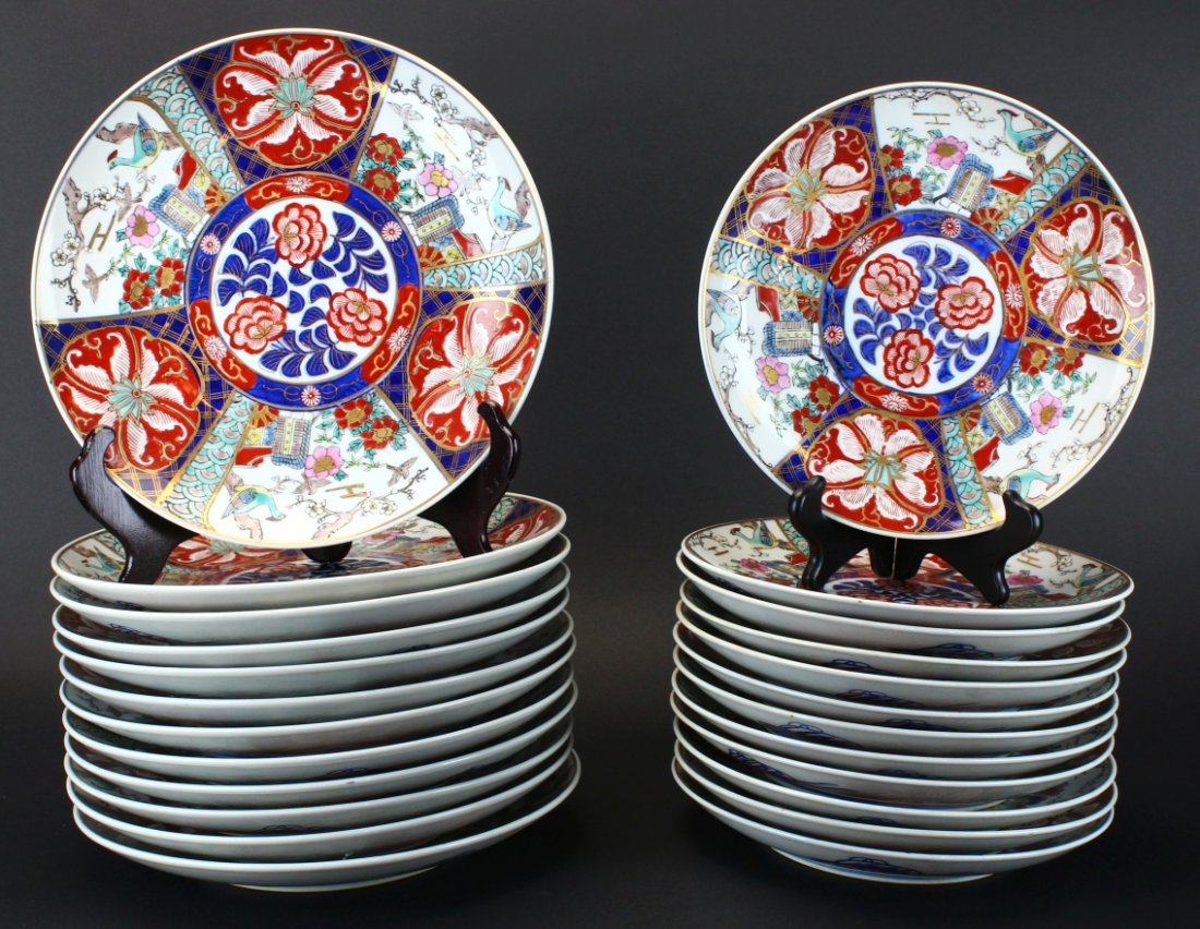 (24) Imari porcelain Plates, 19th century (1 of 7)
