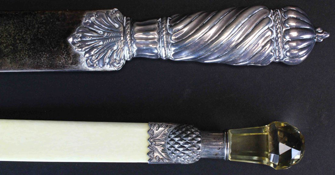 Page Turners, Set of Two, Ivory and Tortoise (1 of 10)