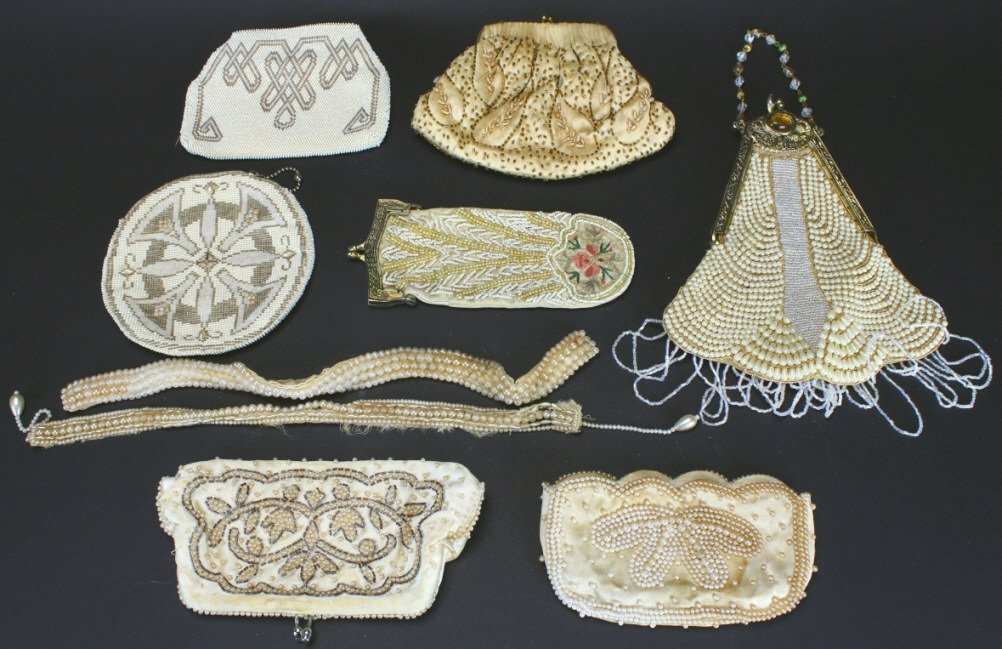 (7) Beaded Purses, (2) Collars (1 of 4)