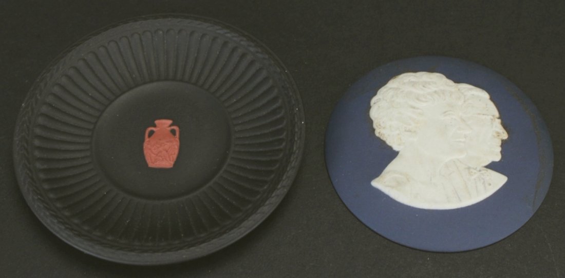 Two Miniature Wedgewood Plaques (1 of 4)