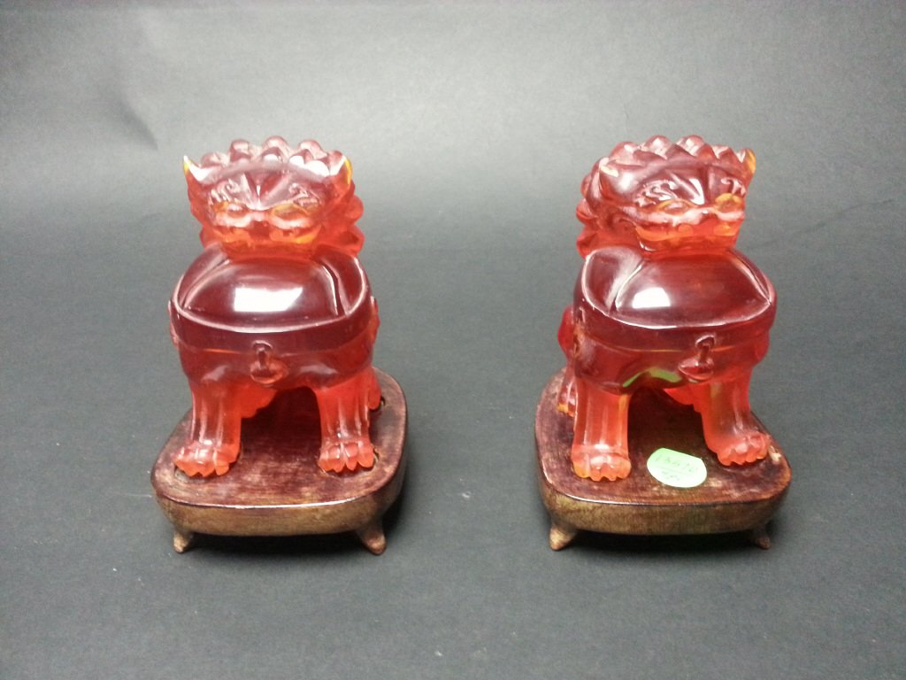 (2) Chinese Foo Dogs Cherry Amber with Stand (1 of 4)