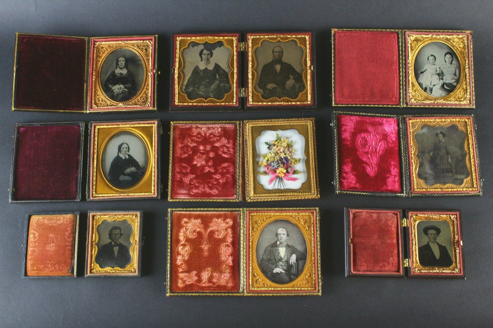 (9) Daguerreotype, Ambrotype, Tin, Photos (1 of 10)