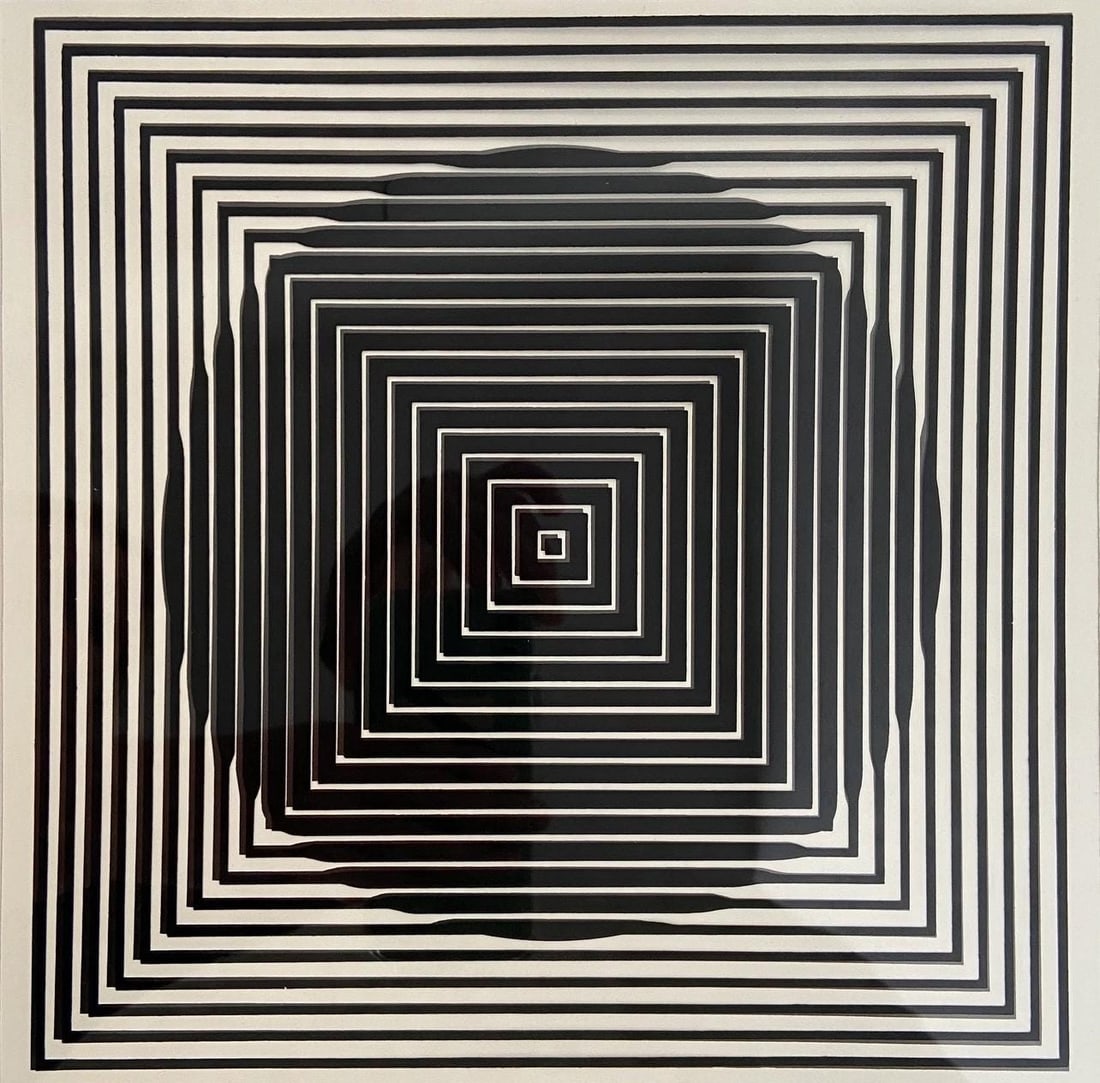 Victor Vasarely, Composition, Cinetiques, Limited Edition Heliogravure: Heliogravure on Mylar laid on 280 gm M2 gloss paper. Paper Size: 11.61 x 9.25 inches. Excellent condition. Notes: From the folio, Cinetiques, 1972. Published and printed by Editions du Griffon,