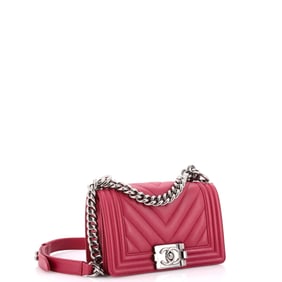 Chanel Boy Flap Bag Chevron Calfskin Small (Pink)
