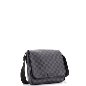 Louis Vuitton District Messenger Bag Damier Graphite PM Black