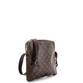 Louis Vuitton Louis Vuitton Trotteur Beaubourg Handbag Monogram Canvas
