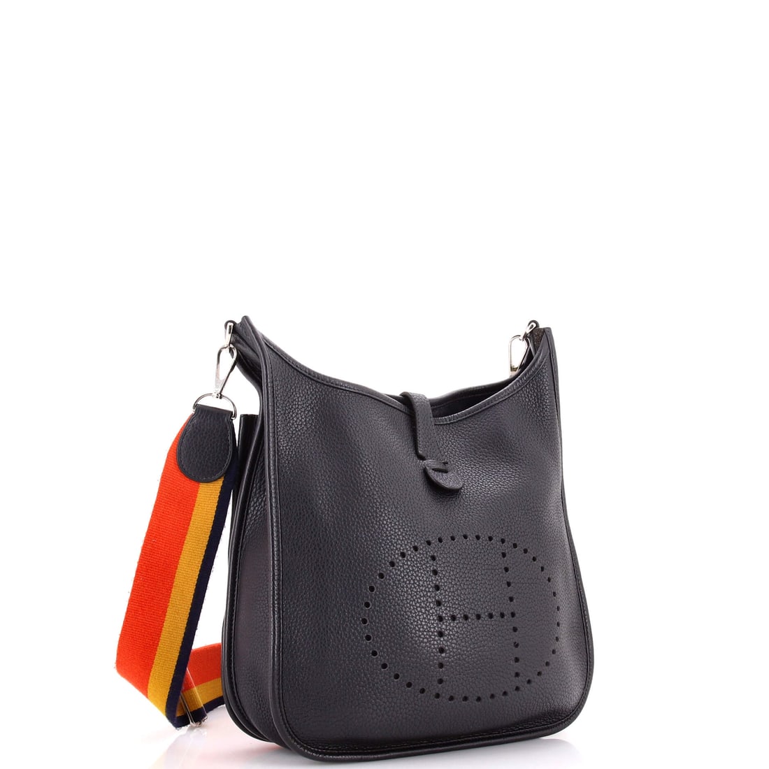 Hermes Hermes Evelyne Bag Gen III Clemence PM: Luxury that plays well with everything. Authentic Hermes Hermes Evelyne Bag Gen III Clemence PM. Size check: 10.5 x 11.5 x 3.0 inches. Built for days that turn into nights. A clean add to any luxury e