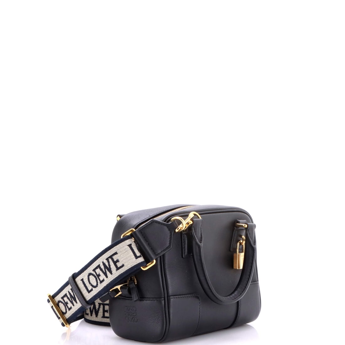 Loewe Loewe Amazona Square Bag Leather 16: Authentic Loewe Loewe Amazona Square Bag Leather 16. Because basics deserve better company. Approximate dimensions are 5.5 by 6.5 by 3.5 inches. Equal parts functional and fabulous. A smart buy with m