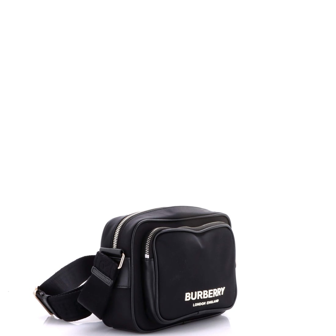 Burberry Paddy Crossbody Bag Nylon Small: Luxury meets legend in this show-stopping Burberry piece, ready for your next grand entrance. Featuring the iconic Burberry Paddy Crossbody Bag Nylon Small, its a testament to refined rebellion. The r